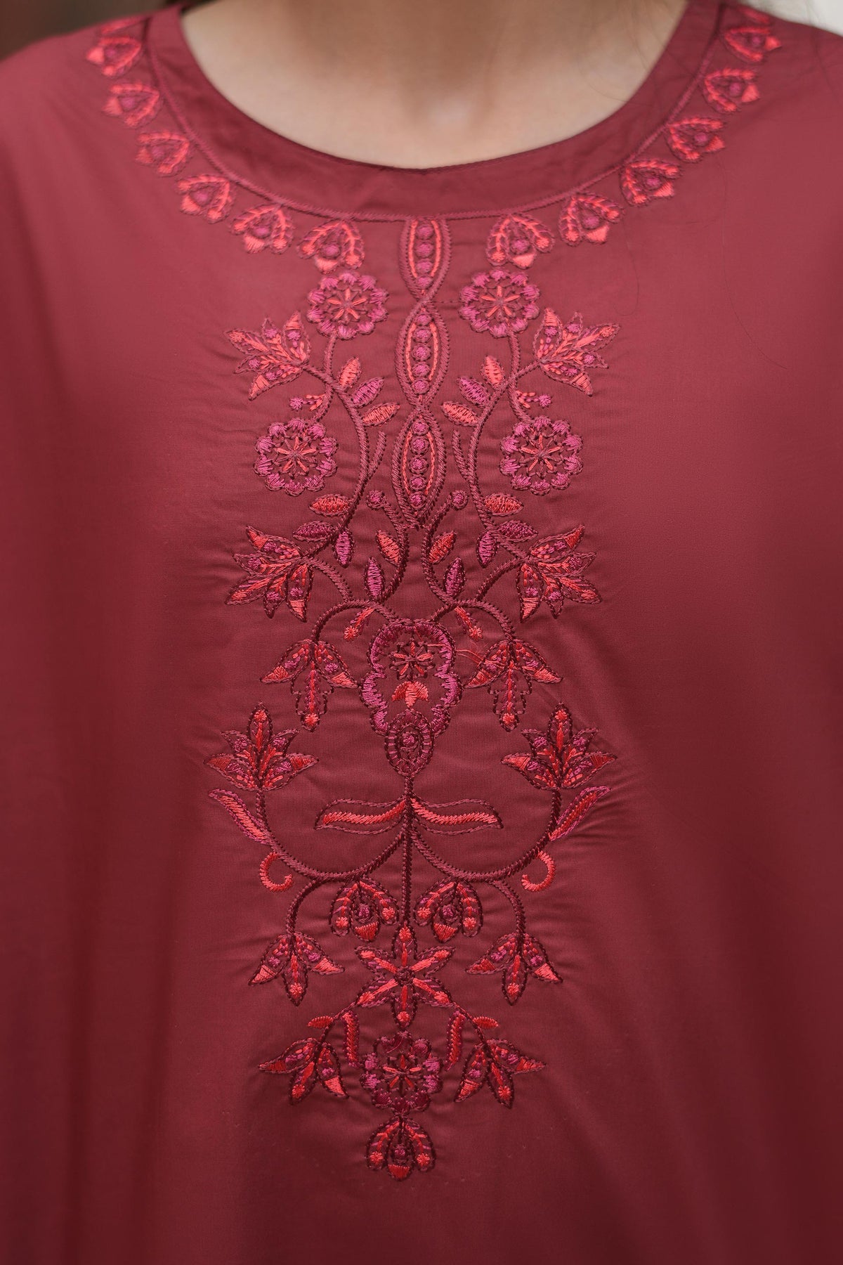 Varelia Premium Cotton Embroidered 2Pc – Burgundy (RTW)