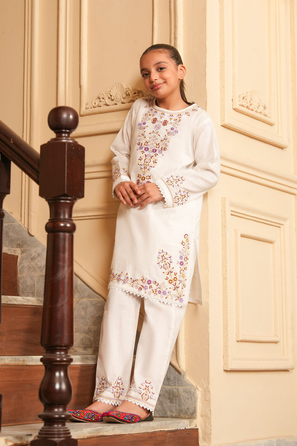 Mehak Embroidered Khaddar 2 Piece – Pearl Mist 🌸 (RTW)