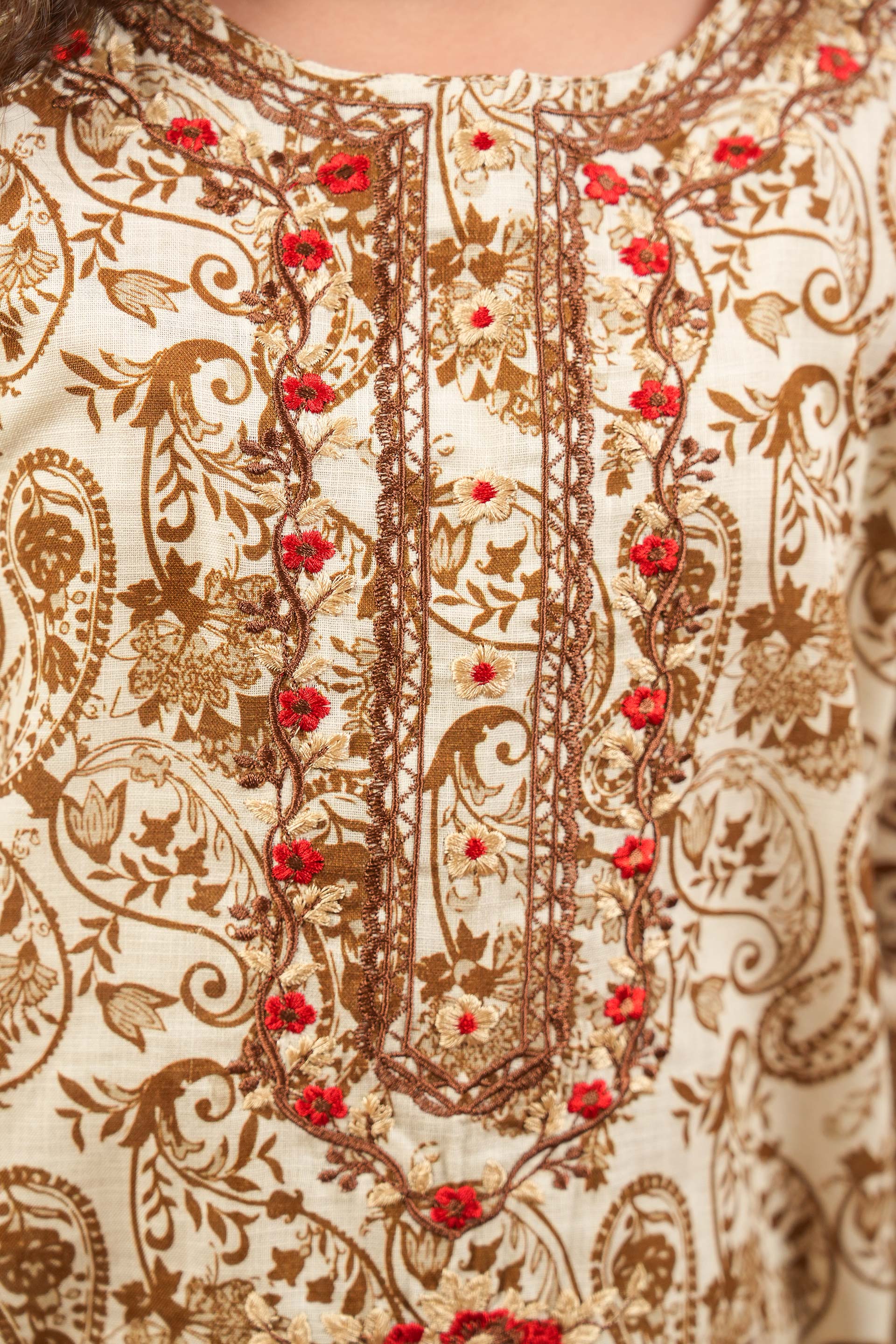 Whispering Threads Printed Khaddar 2PC – Beige 🍁 (RTW)