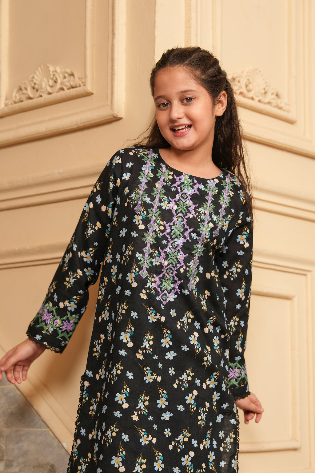 Midnight Petals Printed Khaddar 02 Piece – Black 🌙 (RTW)