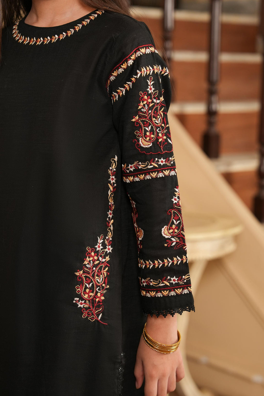 Afsana Embroidered Khaddar 2Pc – Black Rose 🌹 (RTW)