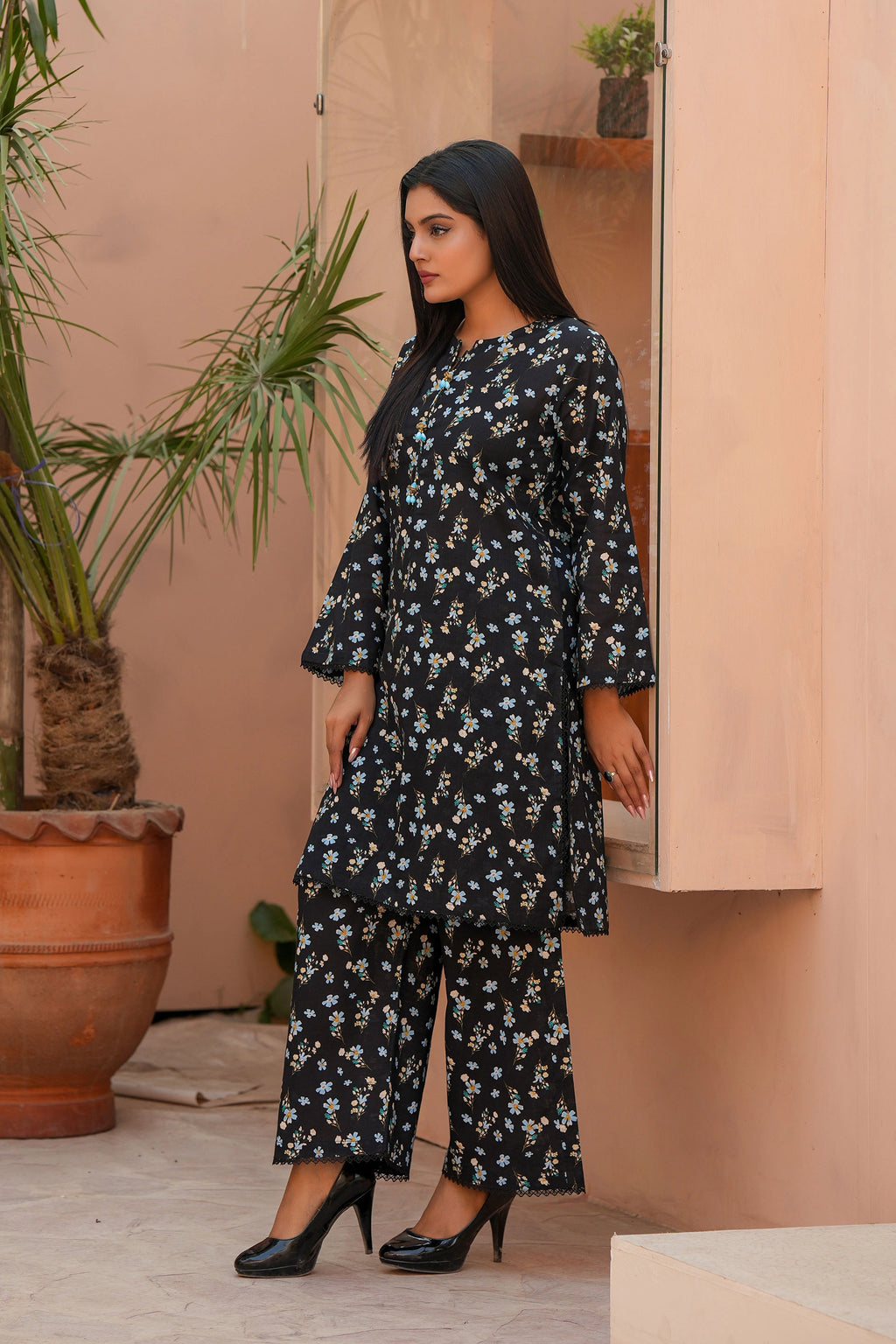 Daily Wear Black Floral Khaddar Co-Ord | Comfortable Winter Outfit
