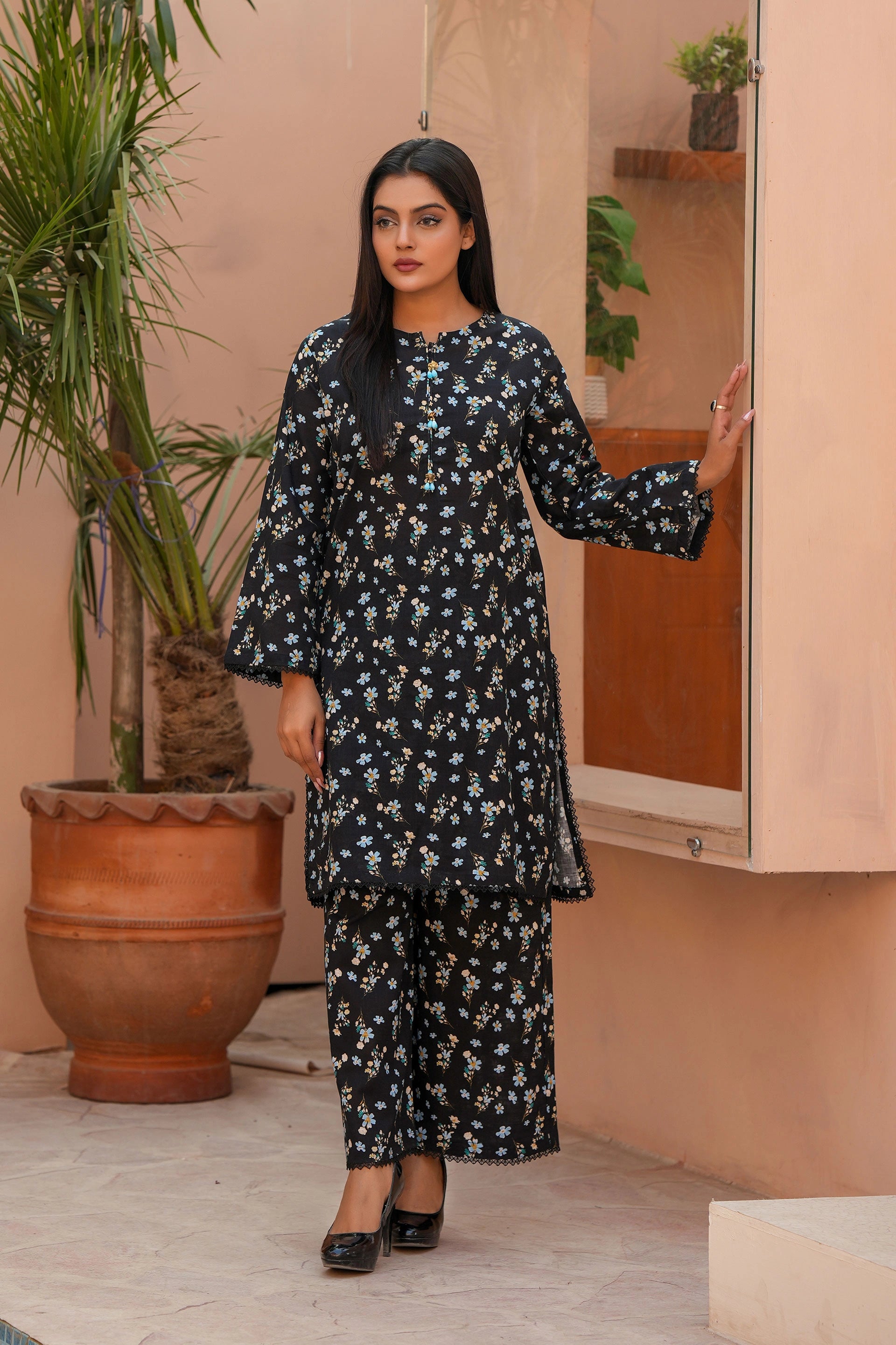 Daily Wear Black Floral Khaddar Co-Ord | Comfortable Winter Outfit