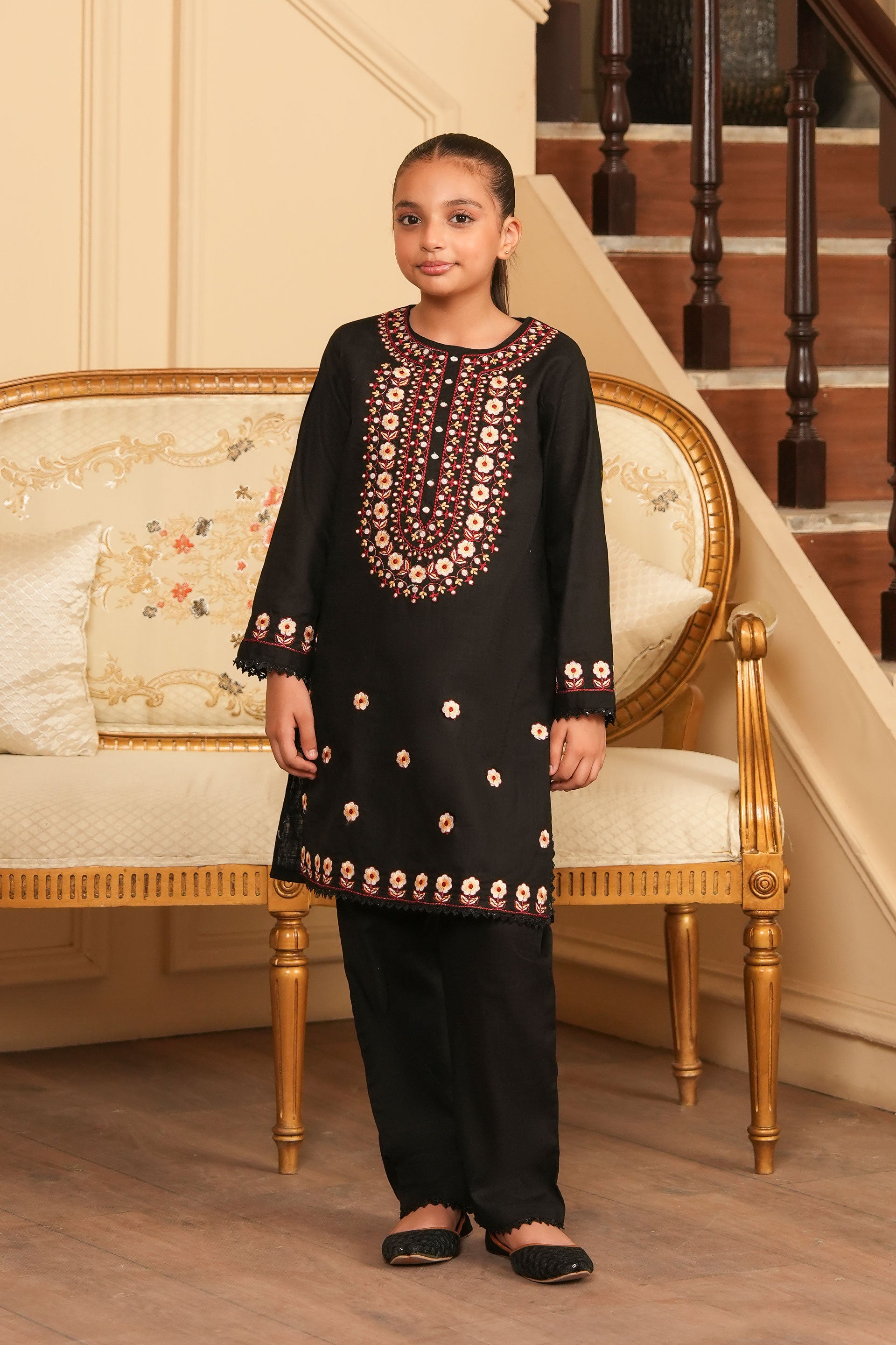 Hoor Embroidered Khaddar 2 Piece – Twilight Bloom 🌺 (RTW)