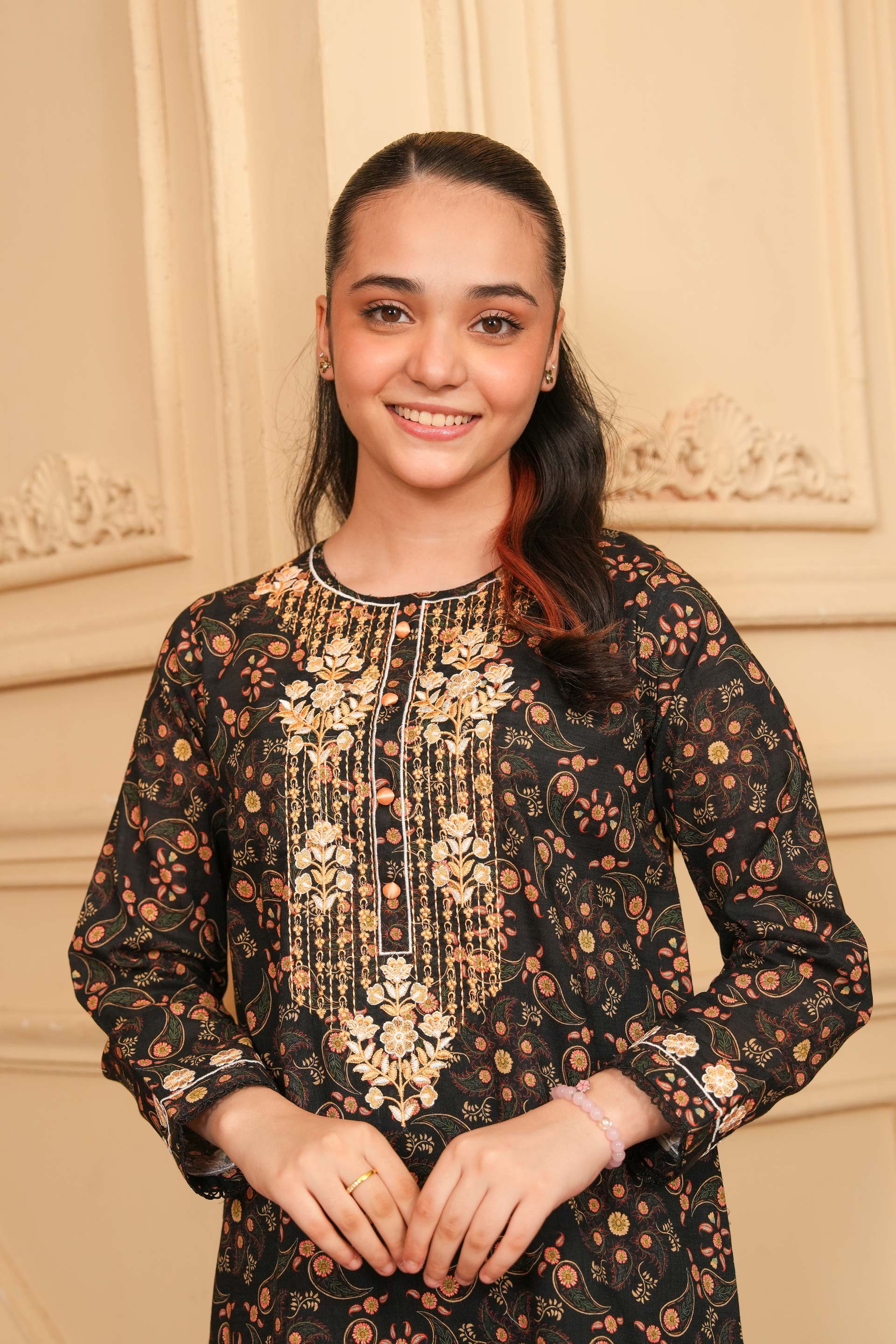 Haya Harmony Embroidered Khaddar 02 Piece – Black Beige 🖤🌼 (RTW)