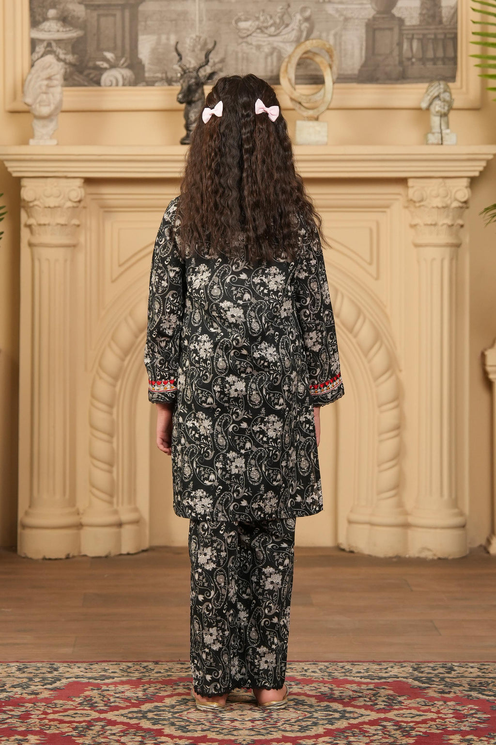 Noorani Charm Printed Khaddar 2 Piece – Black (RTW) 🖤