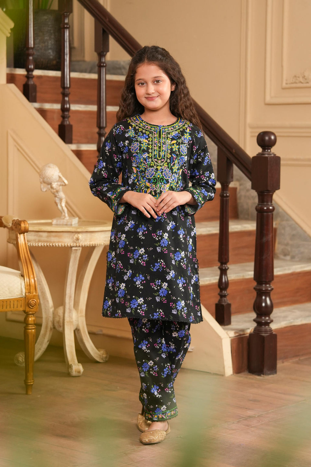 Frosted Bloom Printed Khaddar 02 Piece – Black (RTW) 🧵❄️