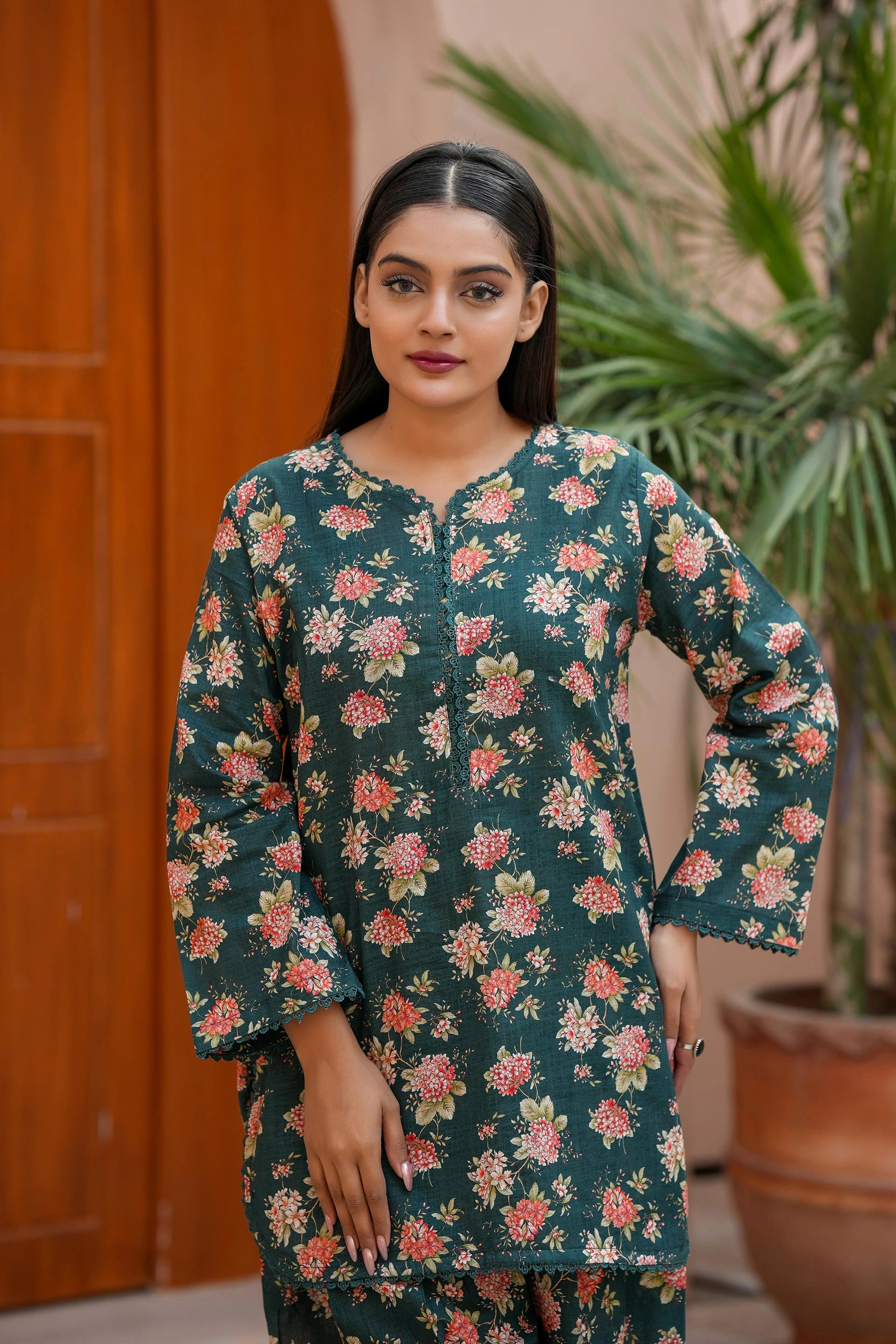 Floral Printed Khaddar 2-Piece Suit