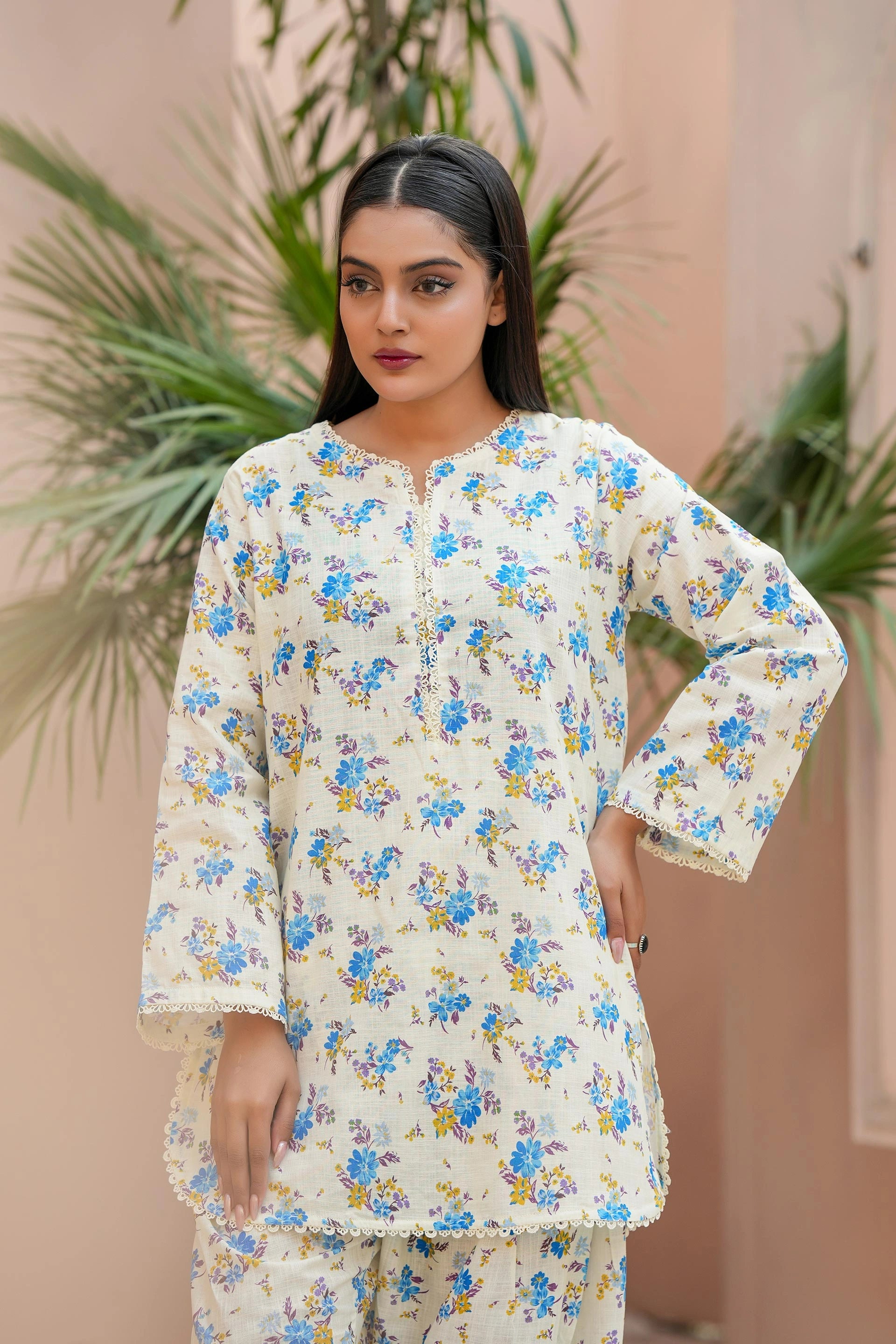 Boutique-Style Cream Floral Suit | Women’s 2-Piece Winter Ensemble