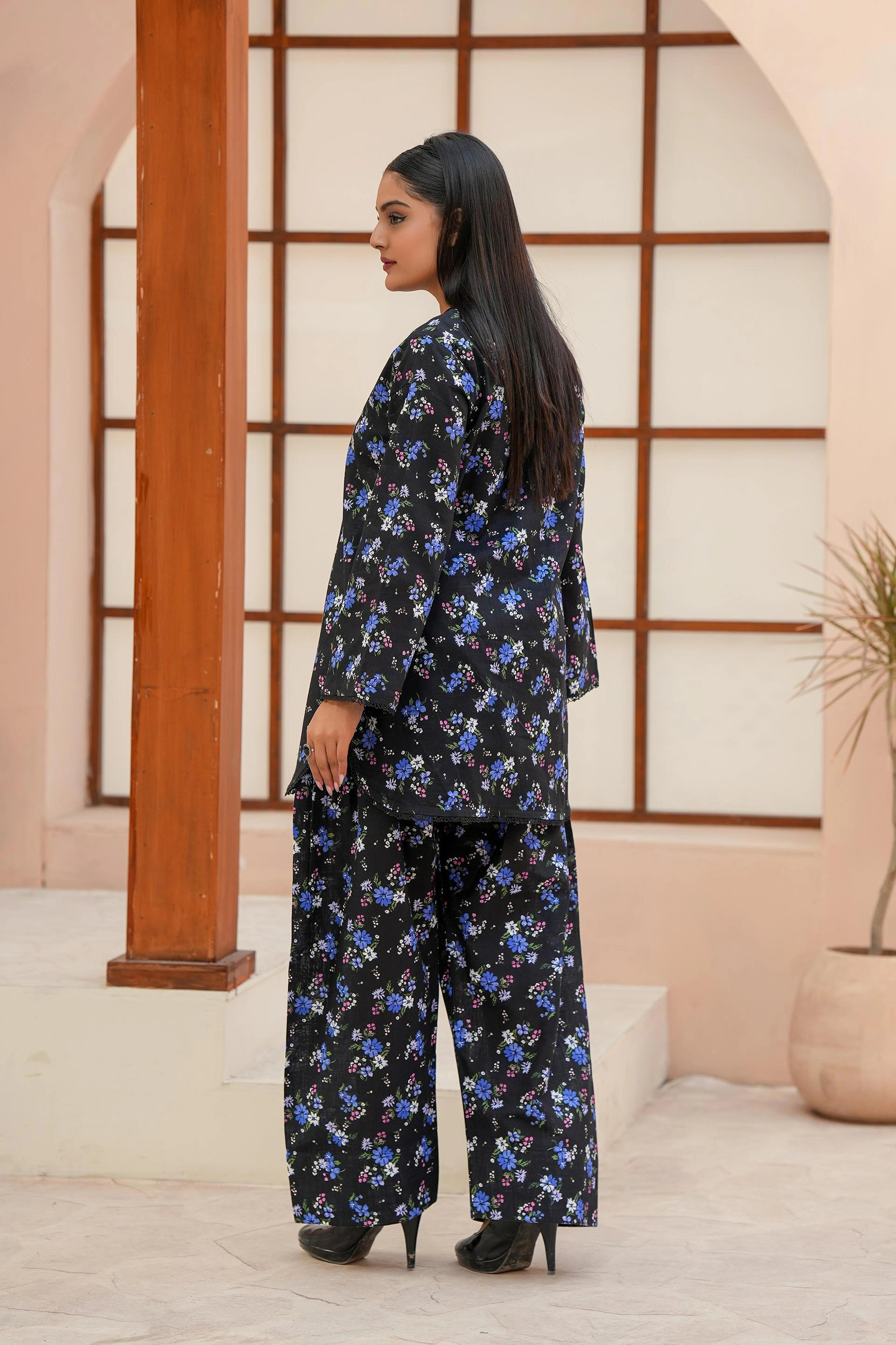 Classic Black Floral Printed Dress for Women | Soft & Warm Winter Suit