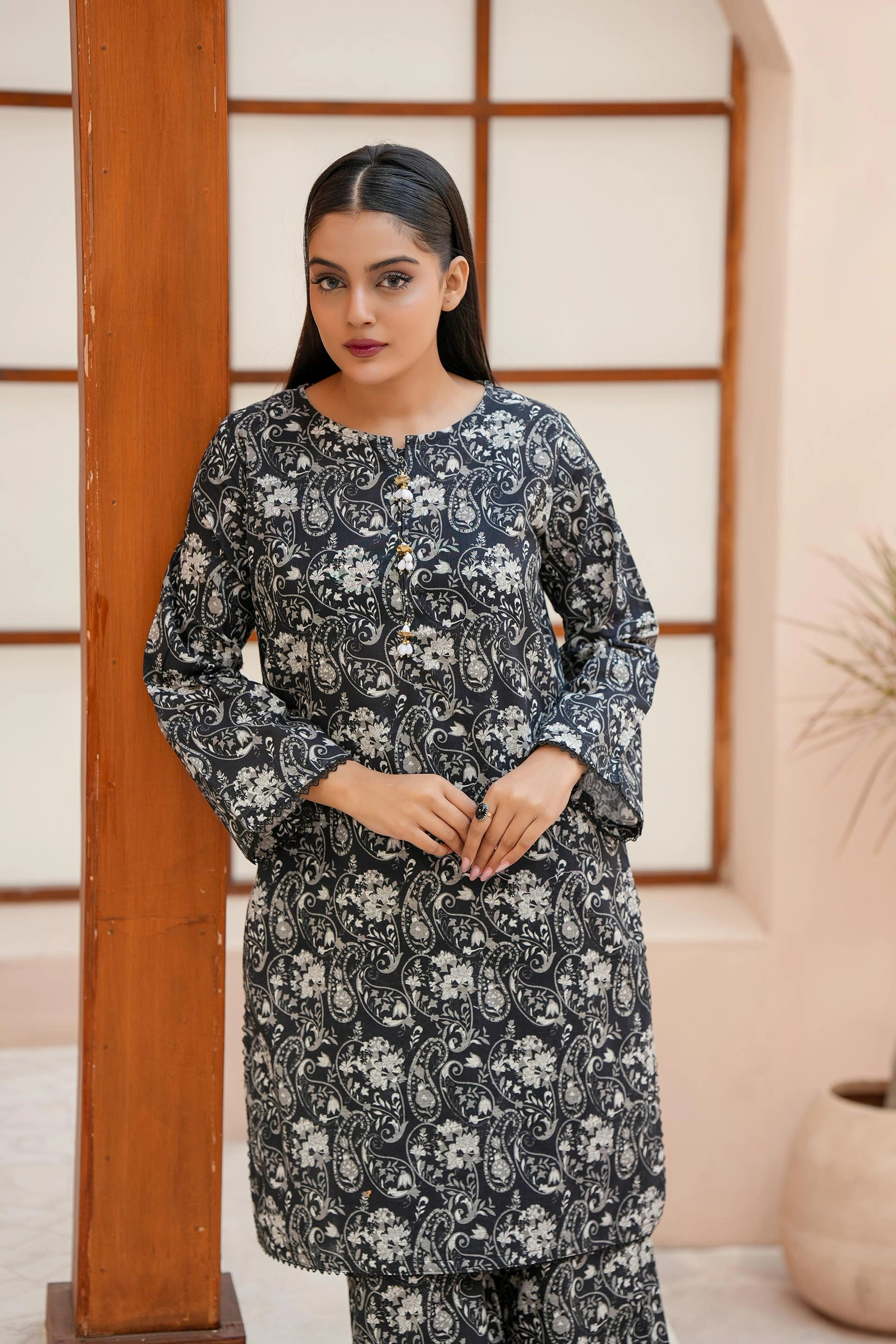 Premium Black & White Paisley Floral Two-Piece Suit