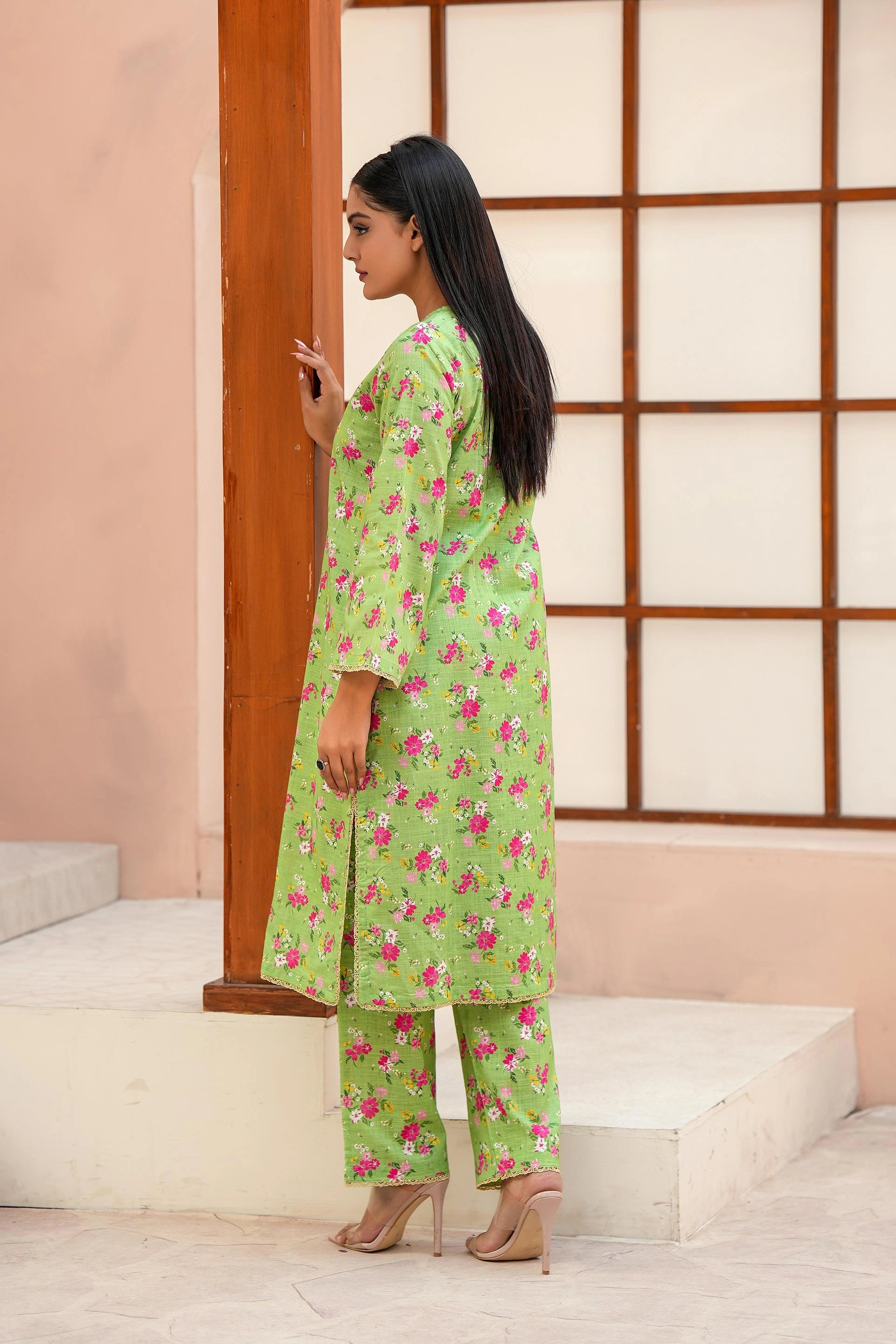 Boutique-Style Floral Printed Suit | Green Winter Shirt & Trouser Set