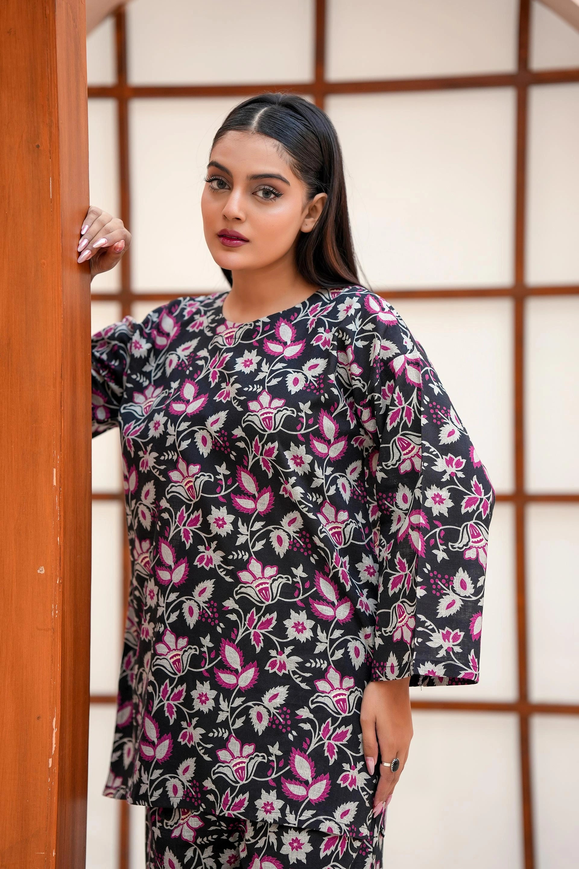 Elegant Black Botanical Khaddar-Feel Co-Ord Set | Floral Printed Outfit