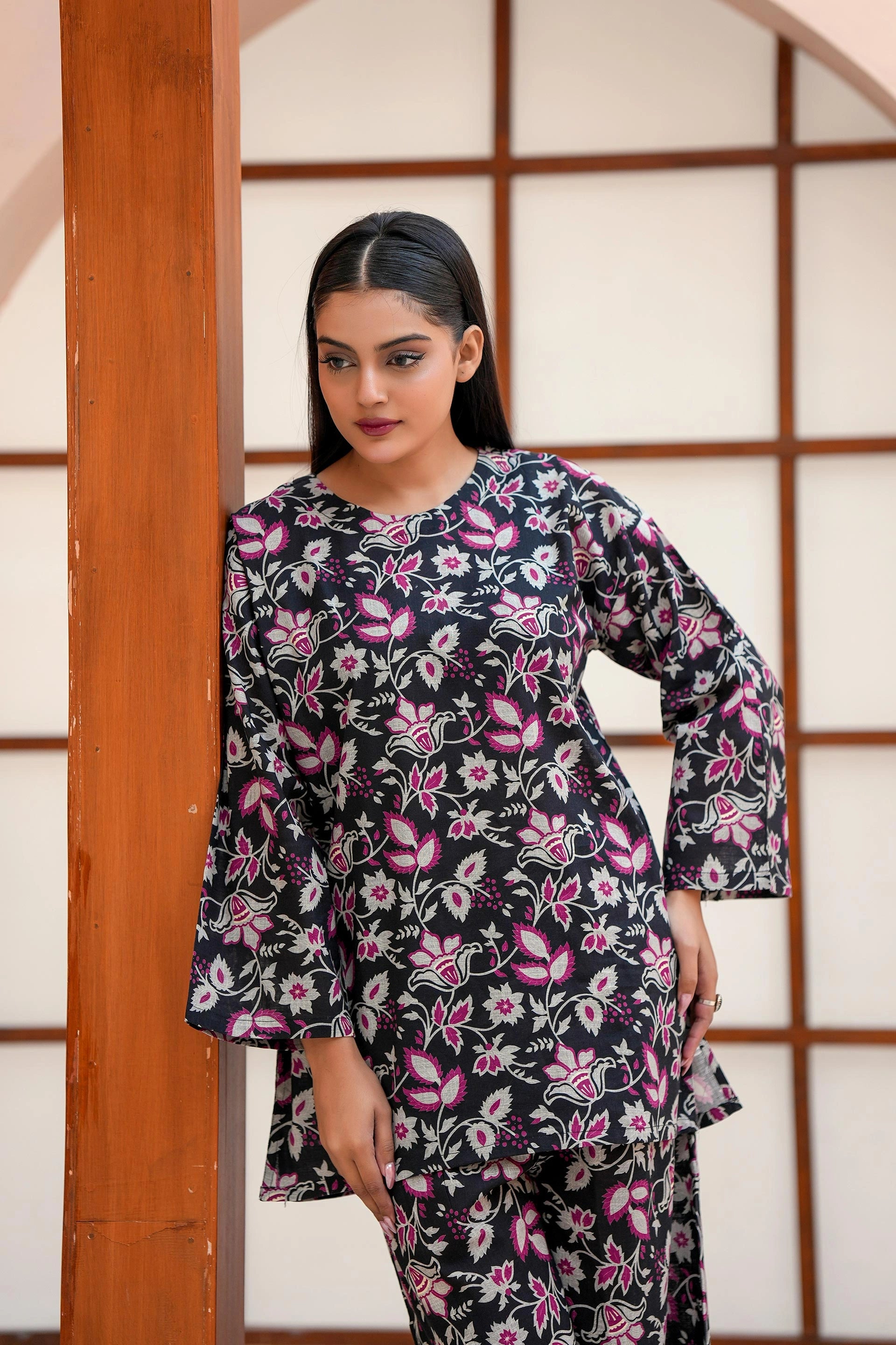 Elegant Black Botanical Khaddar-Feel Co-Ord Set | Floral Printed Outfit