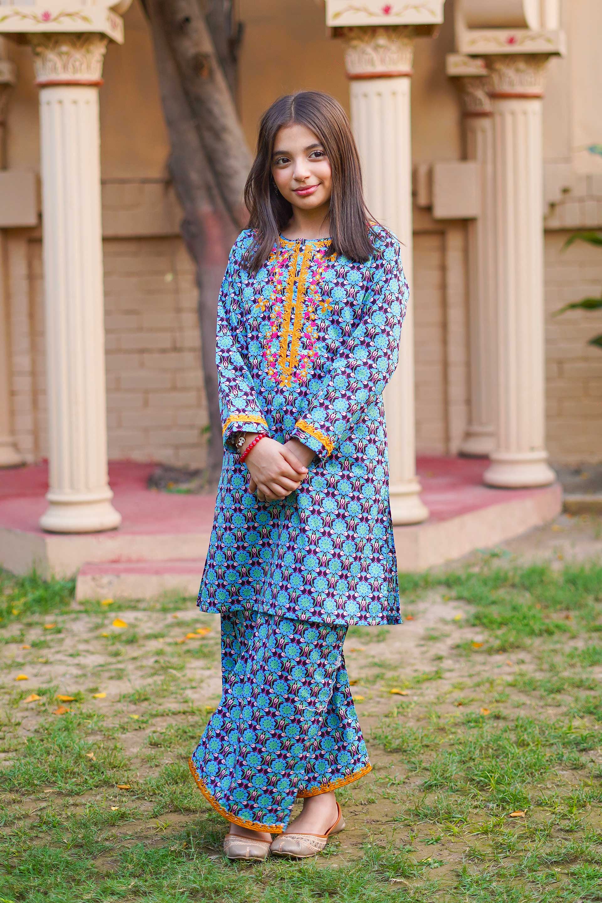 Evening Petal Grace – Imported Printed China Lawn 2Pc – Royal Navy (RTW)