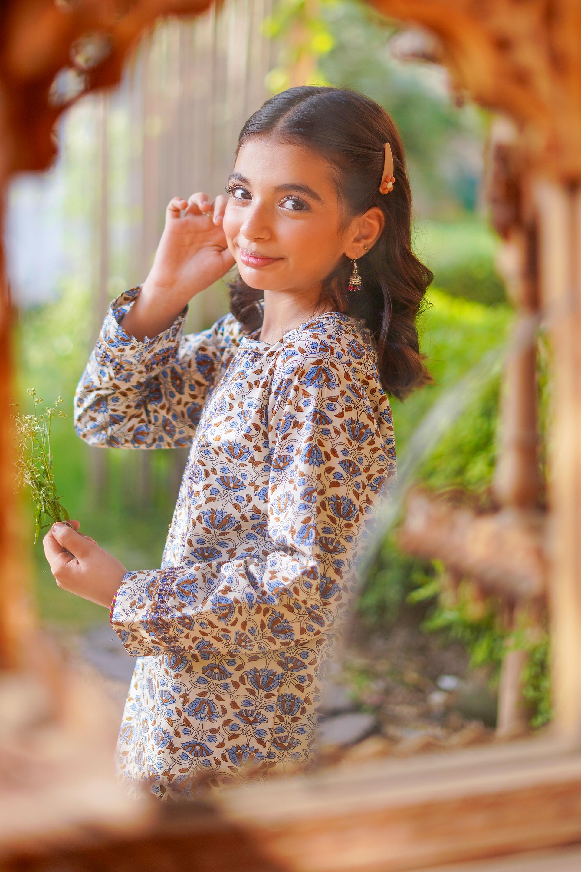 Ivory Heritage Bloom Set – Printed China Lawn Beige (RTW)