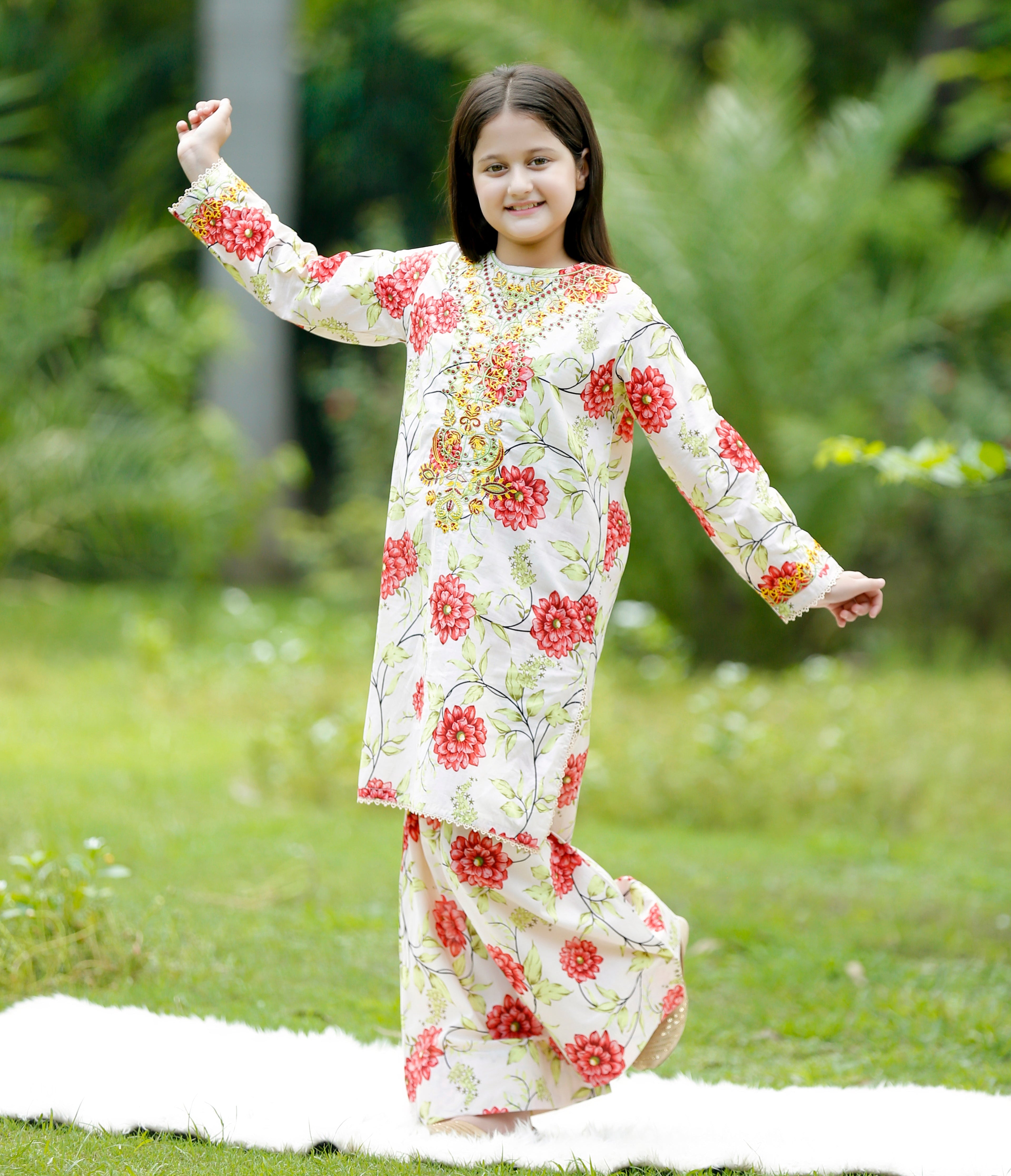 "Delicate Light" Lawn 02 Piece (RTW)