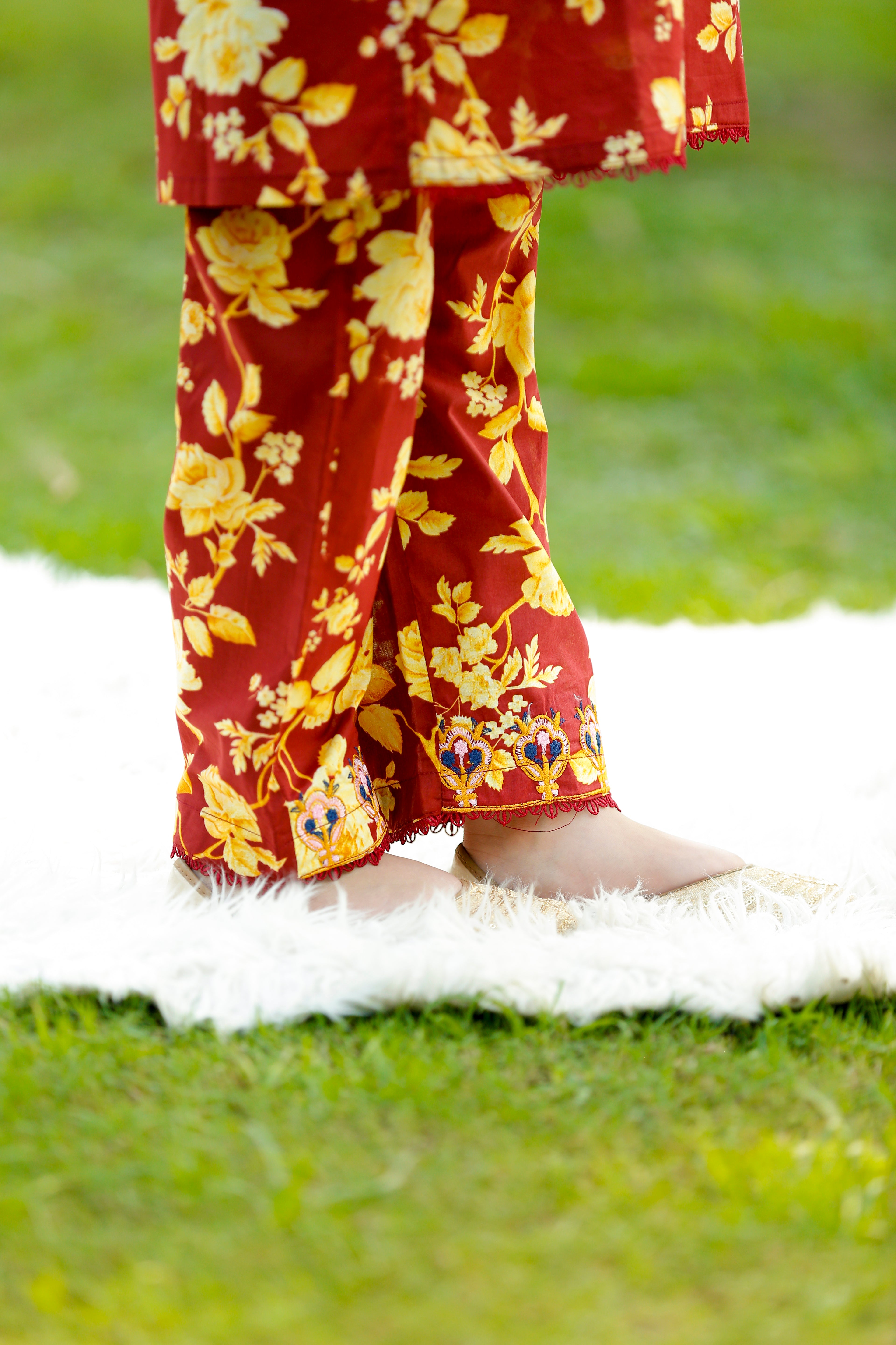 "Amber Glow" Lawn 02 Piece (RTW)