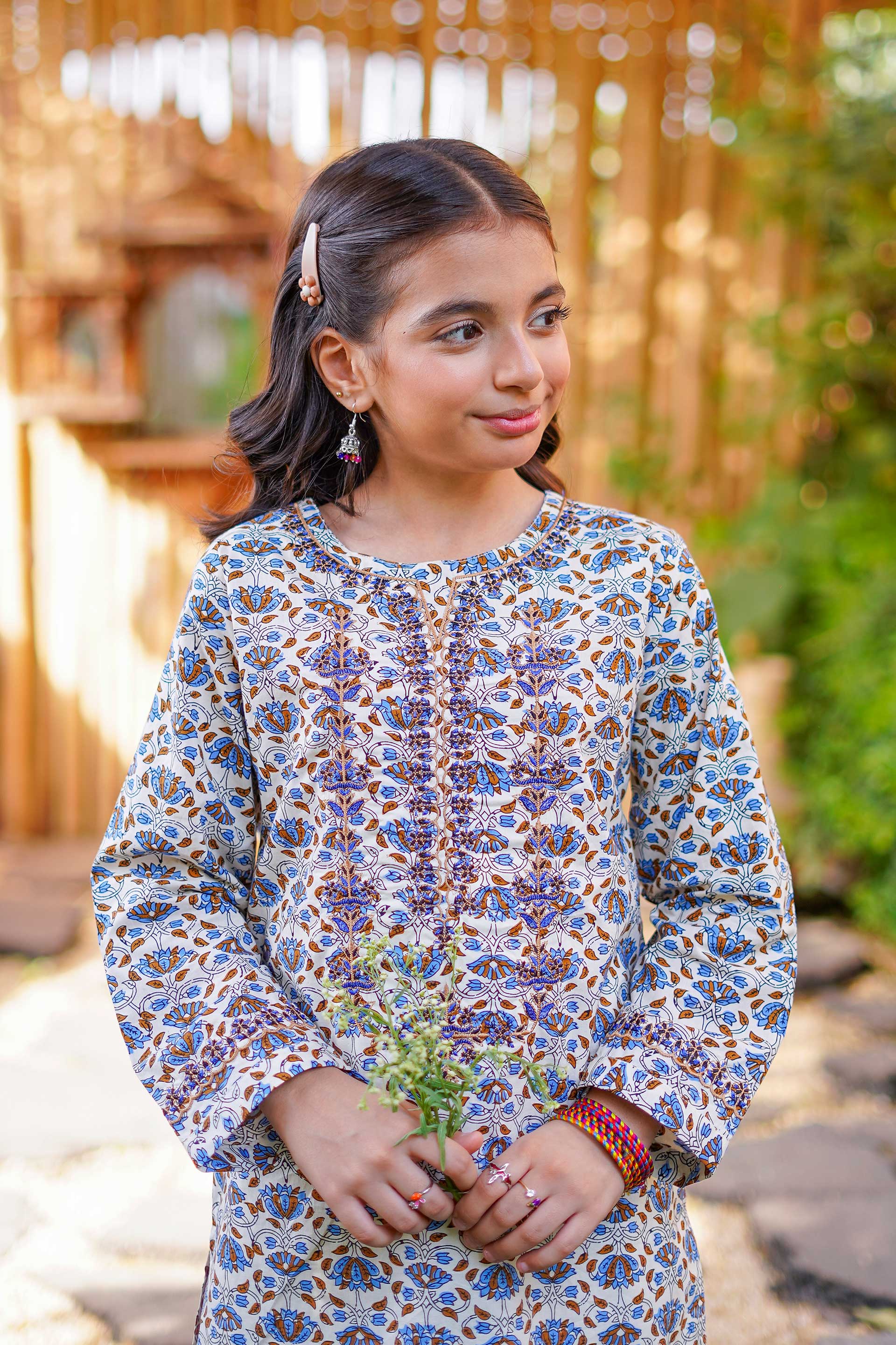 Ivory Heritage Bloom Set – Printed China Lawn Beige (RTW)