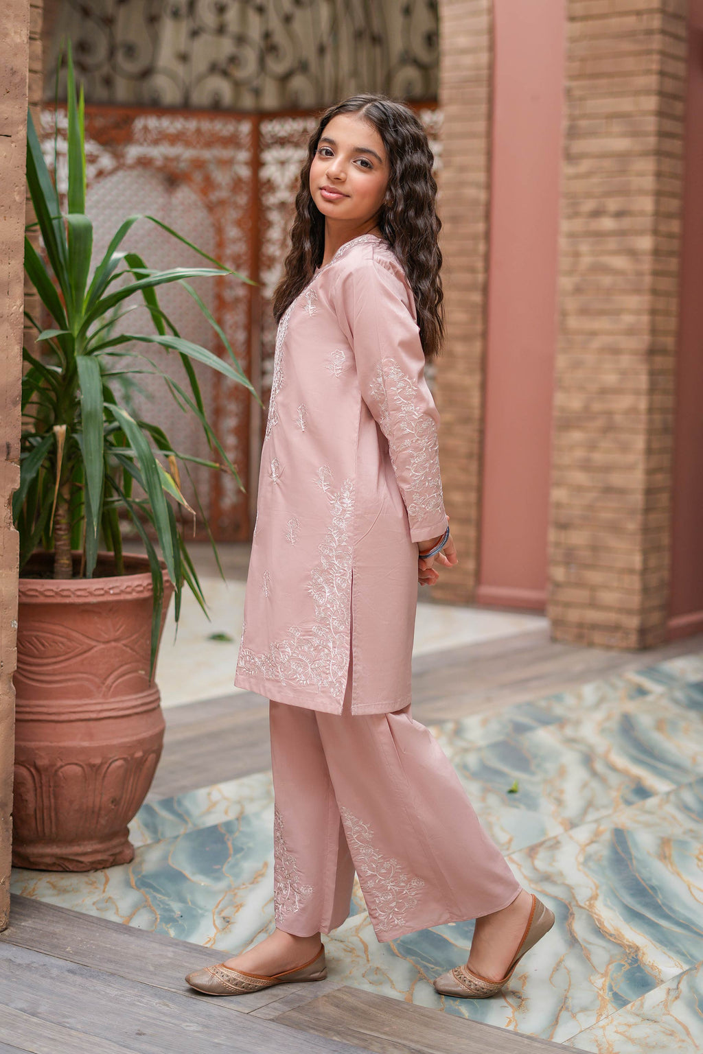 Rose Veil Premium Cotton Embroidered 2Pc – Blush (RTW)