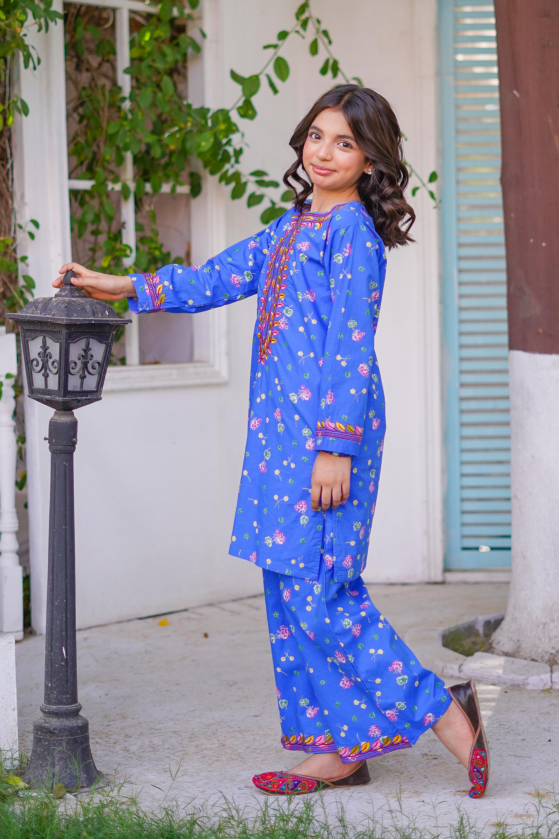 Royal Azure Bloom Set – Printed China Lawn Blue (RTW)