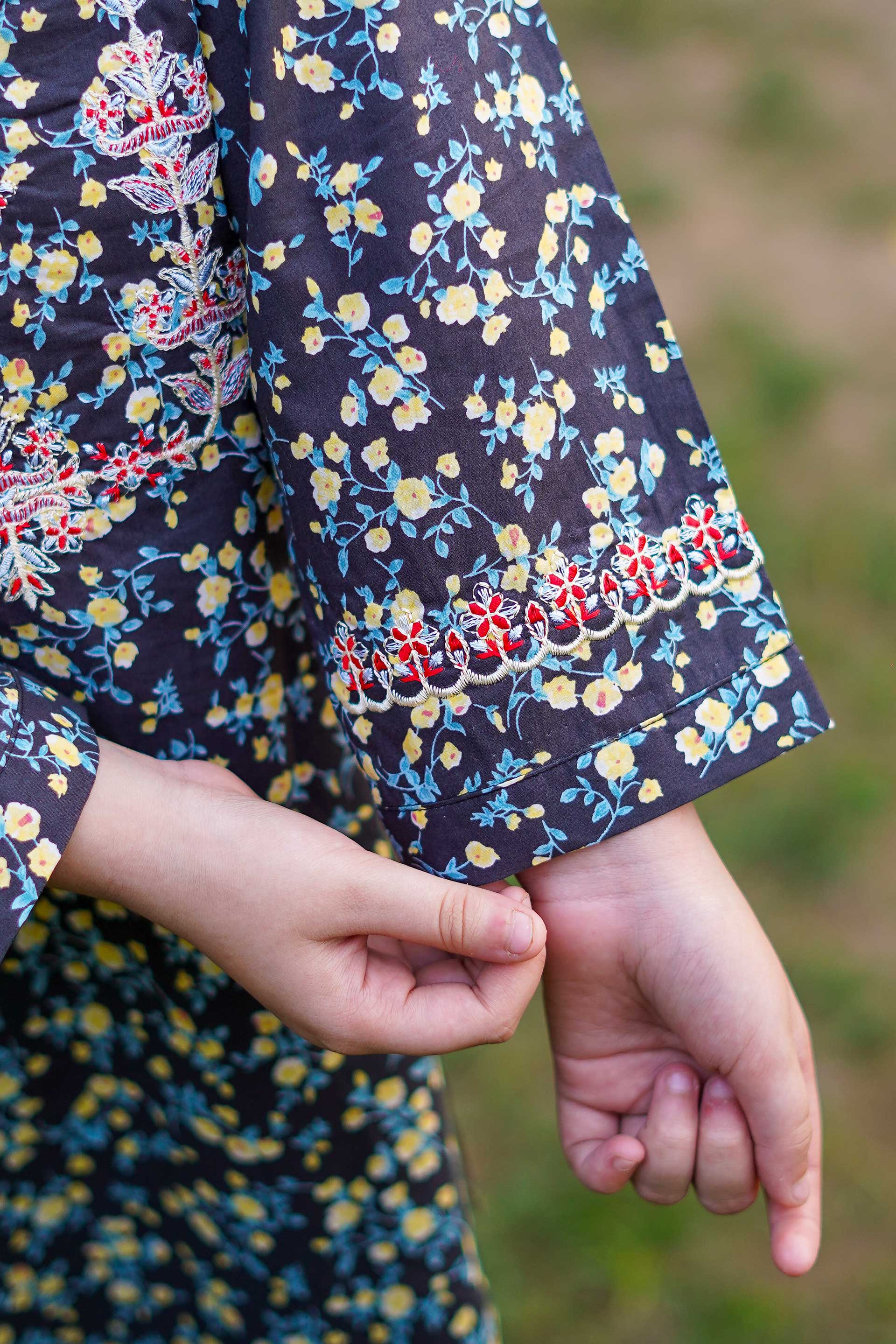 Black Meadow Charm Set – Printed China Lawn Black (RTW