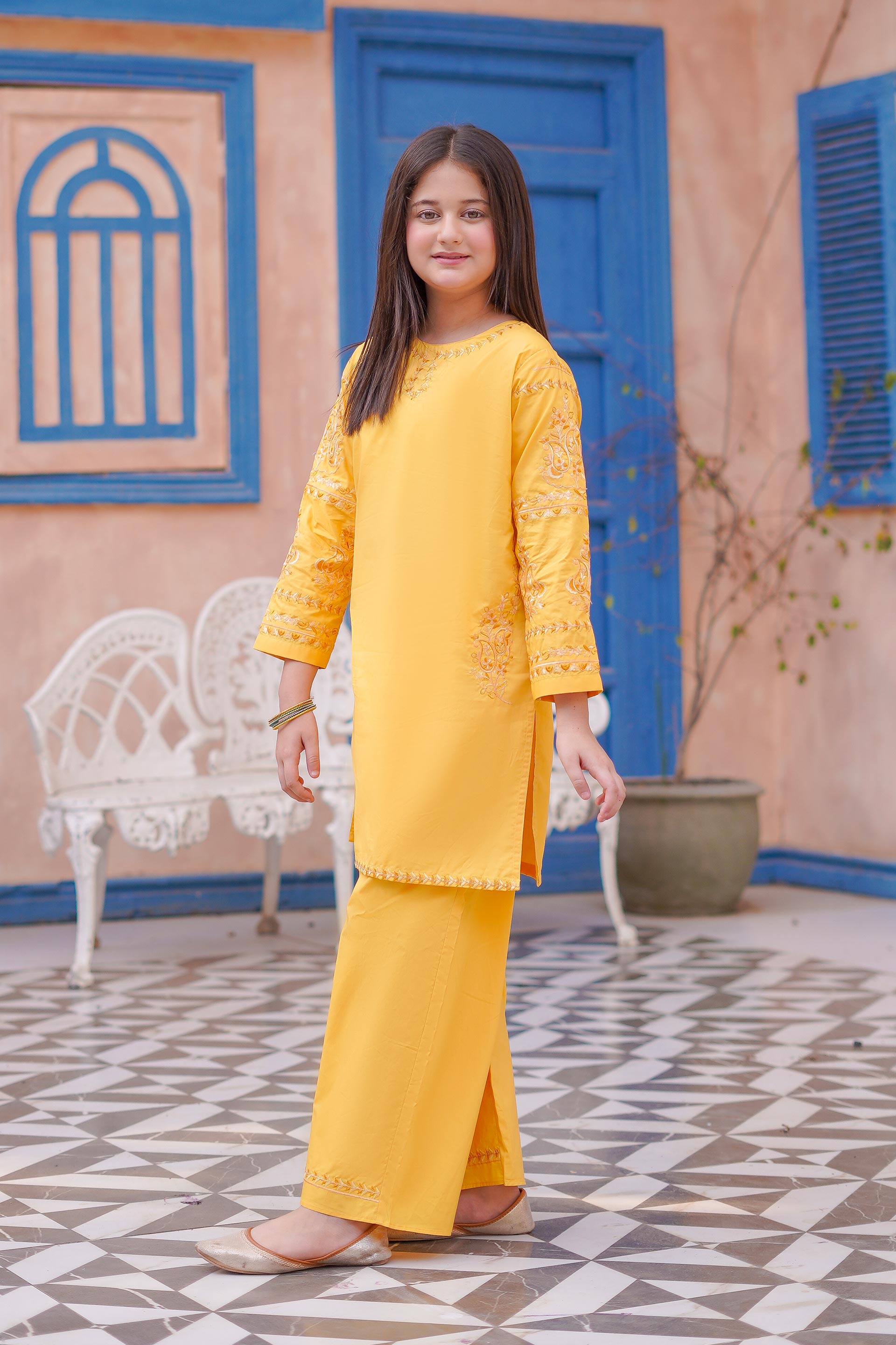 Amber Radiance Lawn Embroidery 2Pc – Mustard Glow (RTW)