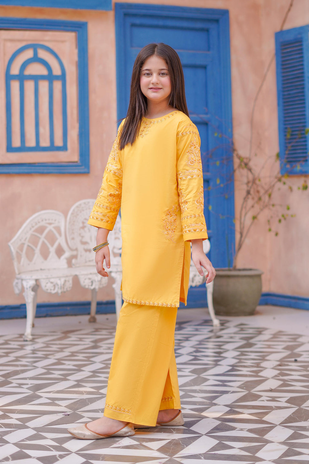Amber Radiance Lawn Embroidery 2Pc – Mustard Glow (RTW)
