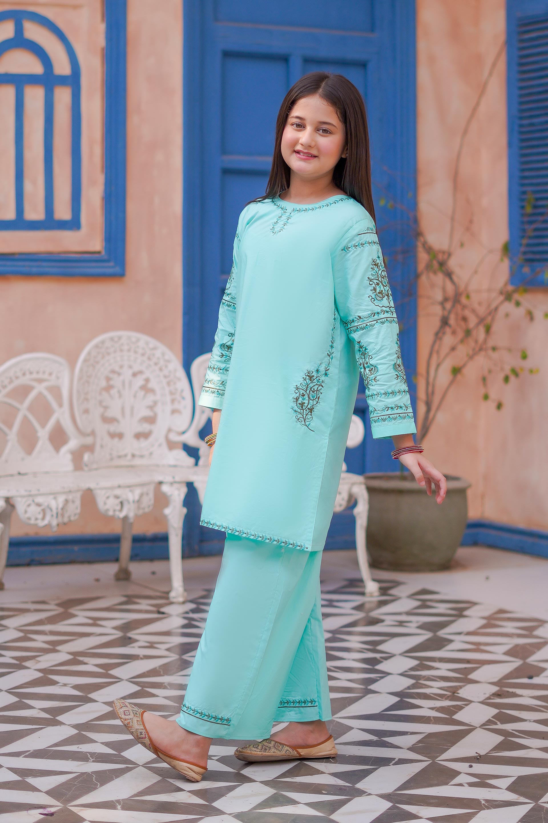 Aqua Horizon Lawn 2Pc – Embroidered Lawn (RTW)
