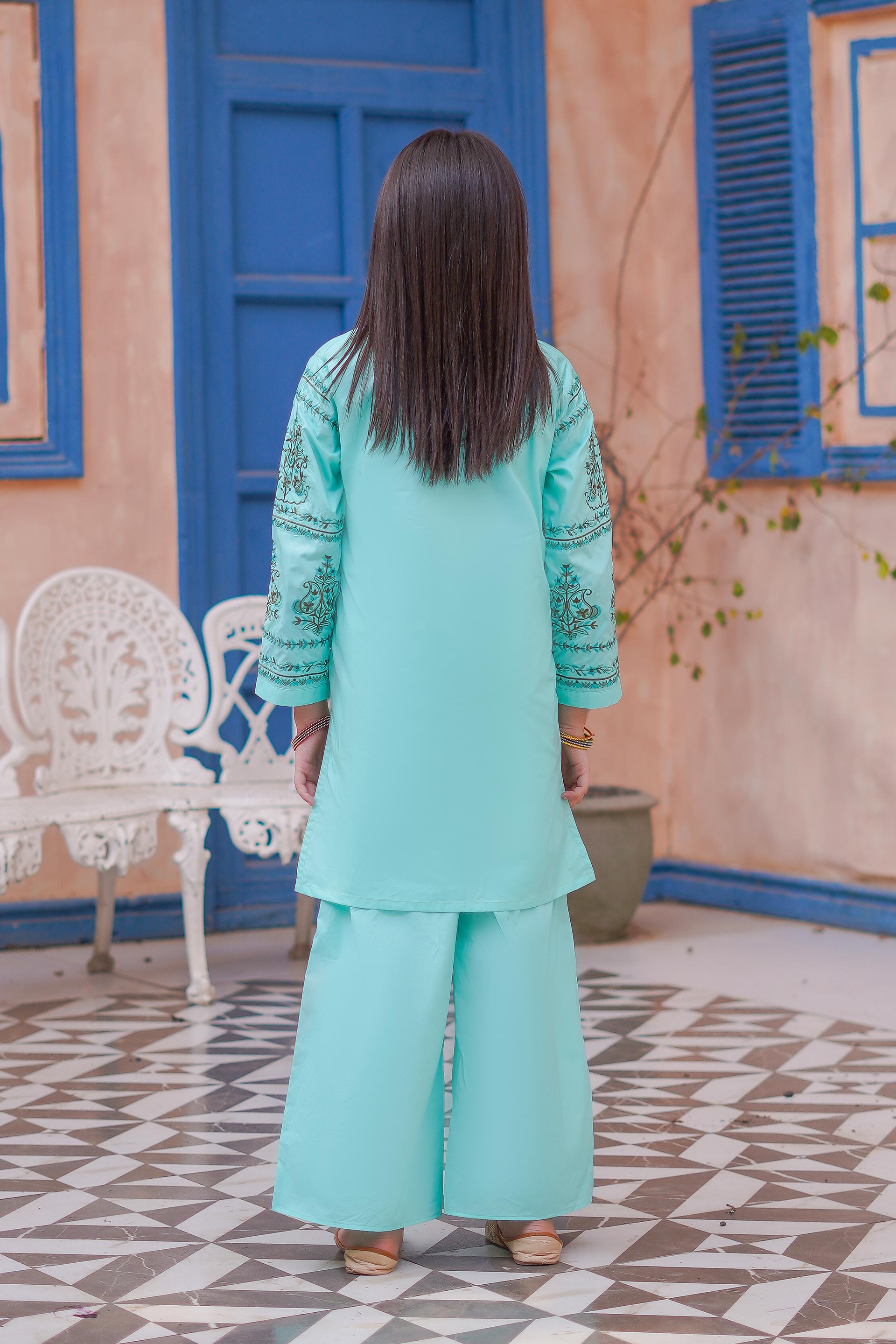 Aqua Horizon Lawn 2Pc – Embroidered Lawn (RTW)