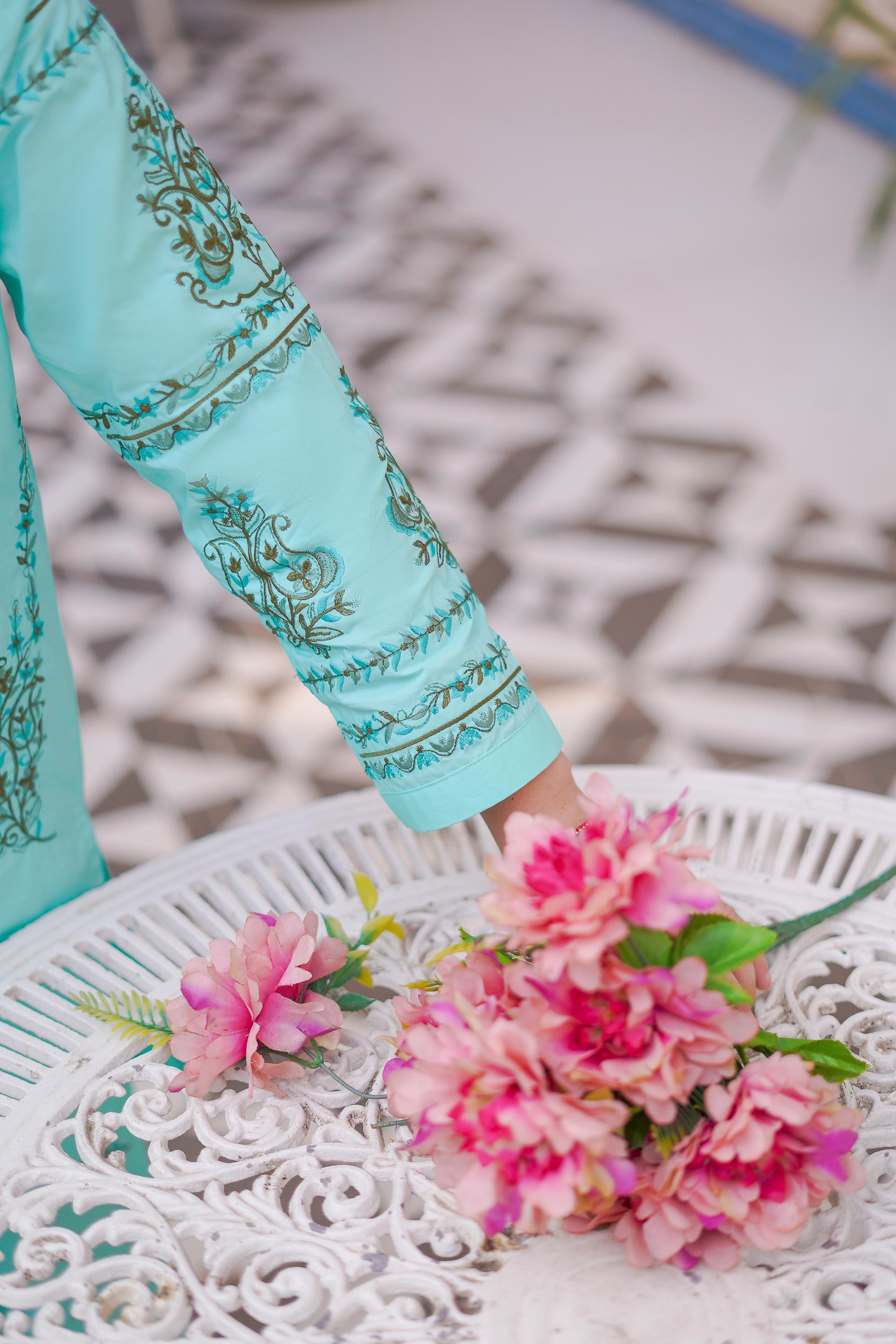Aqua Horizon Lawn 2Pc – Embroidered Lawn (RTW)