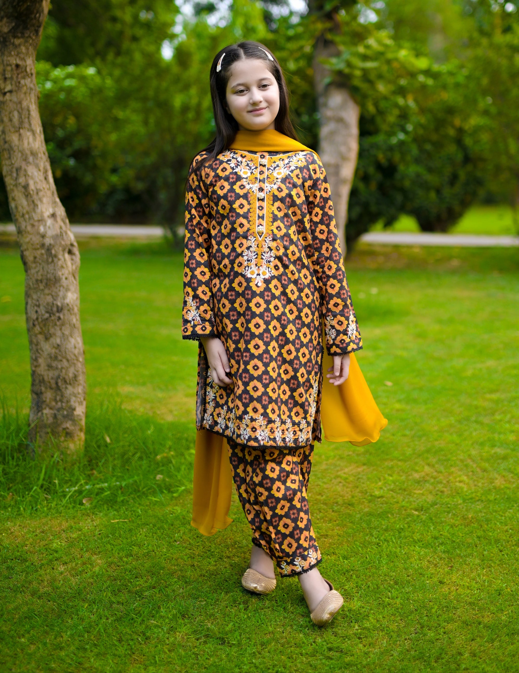 Honey Glow 03 Piece Lawn (RTW)