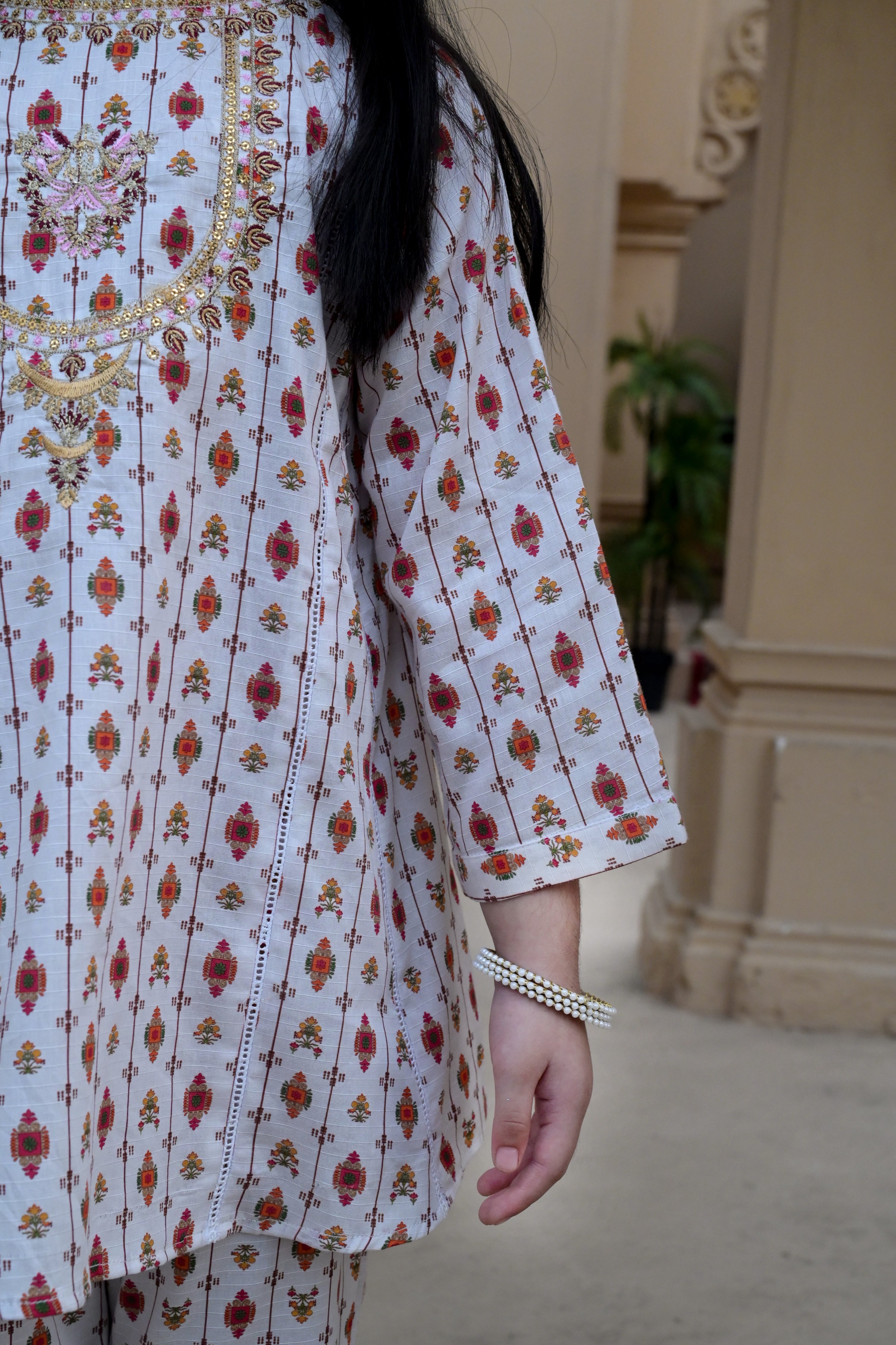 Lily Whisper 02 Piece lawn (RTW)