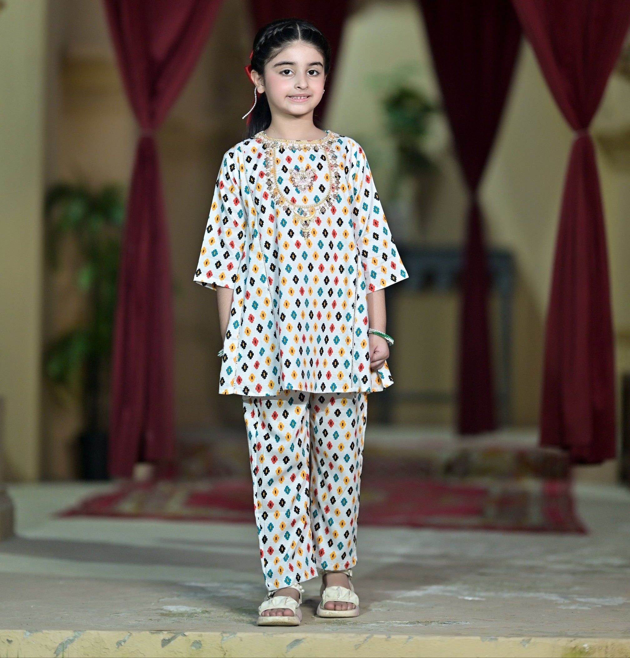 Bahaar-e-Noor 02 Piece lawn (RTW)