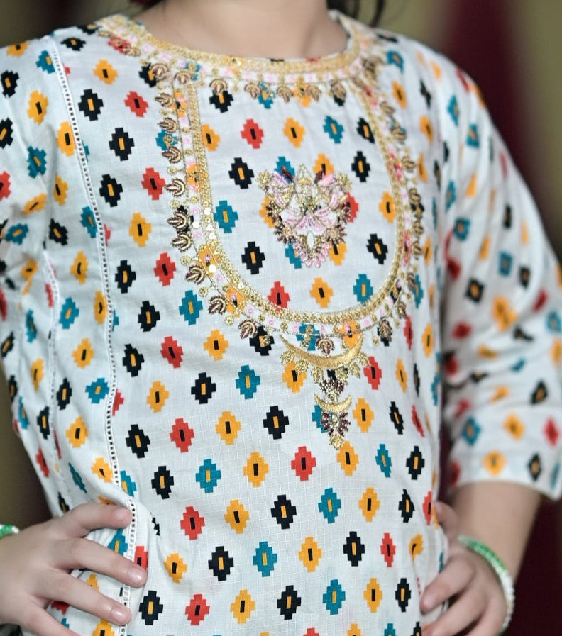 Bahaar-e-Noor 02 Piece lawn (RTW)