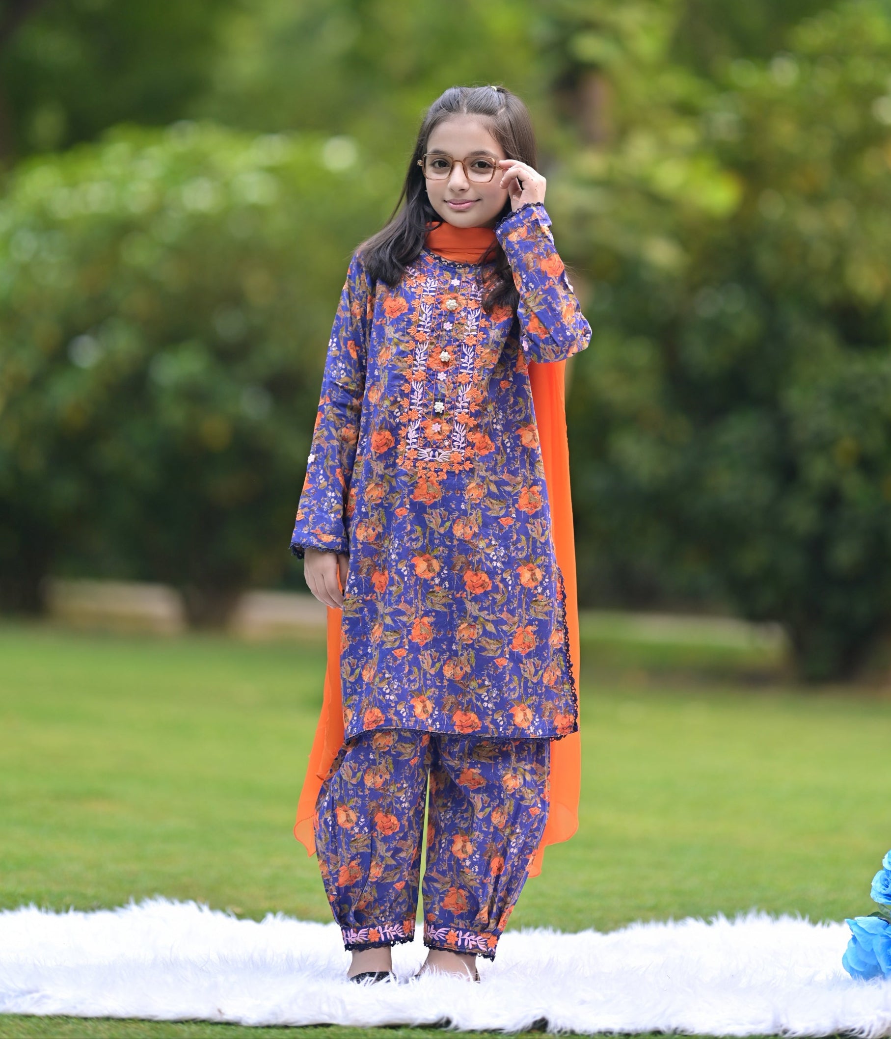 Daisy Drift 03 Piece Lawn (RTW)