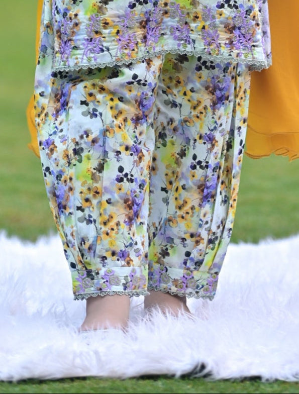Lavender Sway 03 Piece Lawn (RTW)