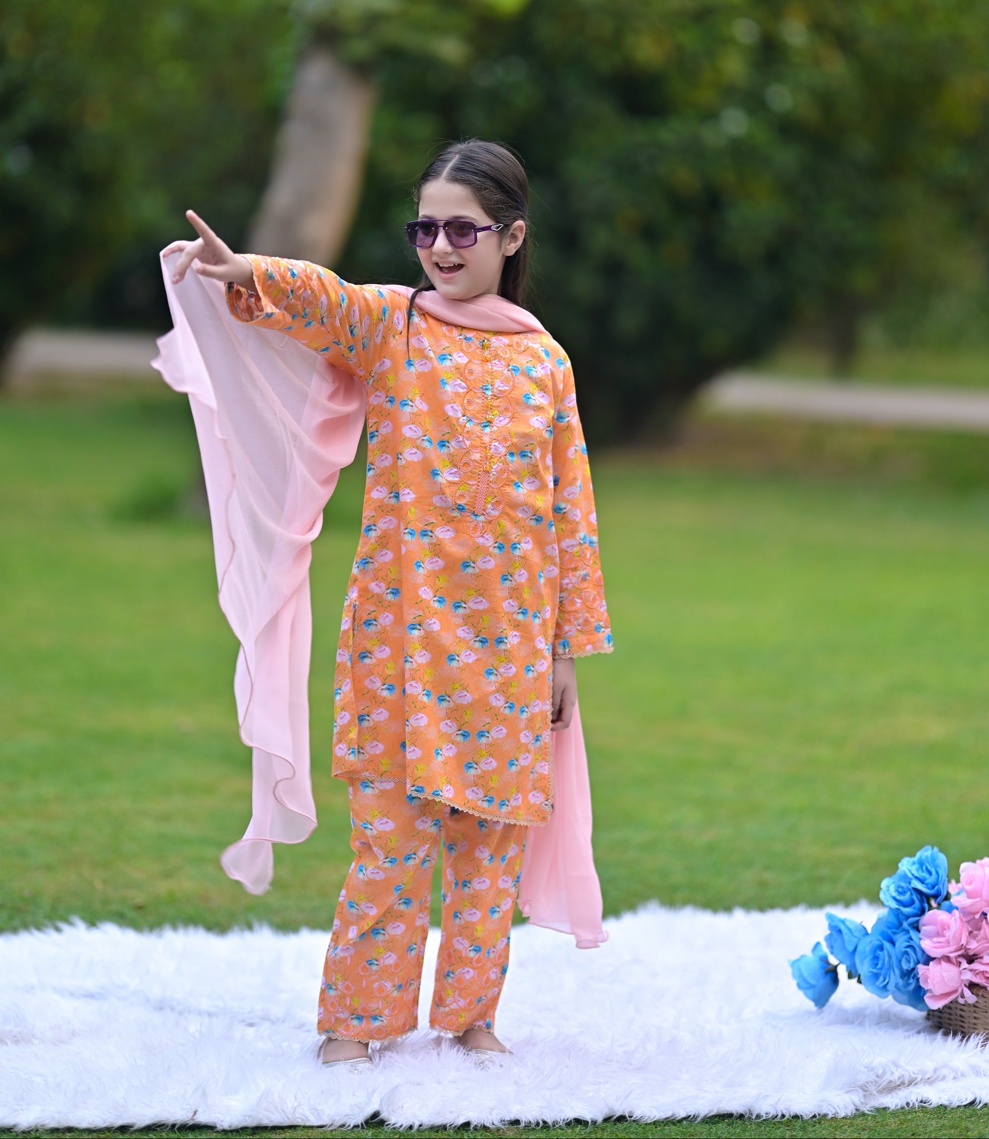 Blossom 03 Piece Lawn ((RTW)