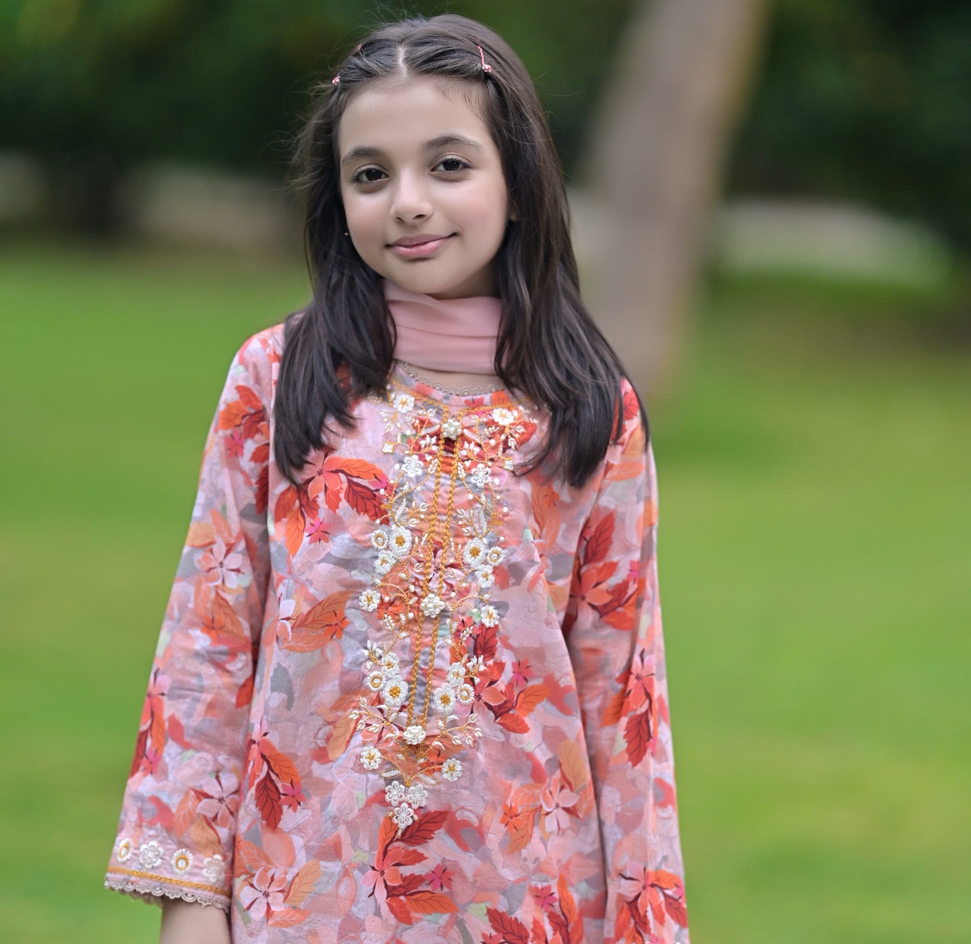 Petal Whirl 03 Piece Lawn (RTW)