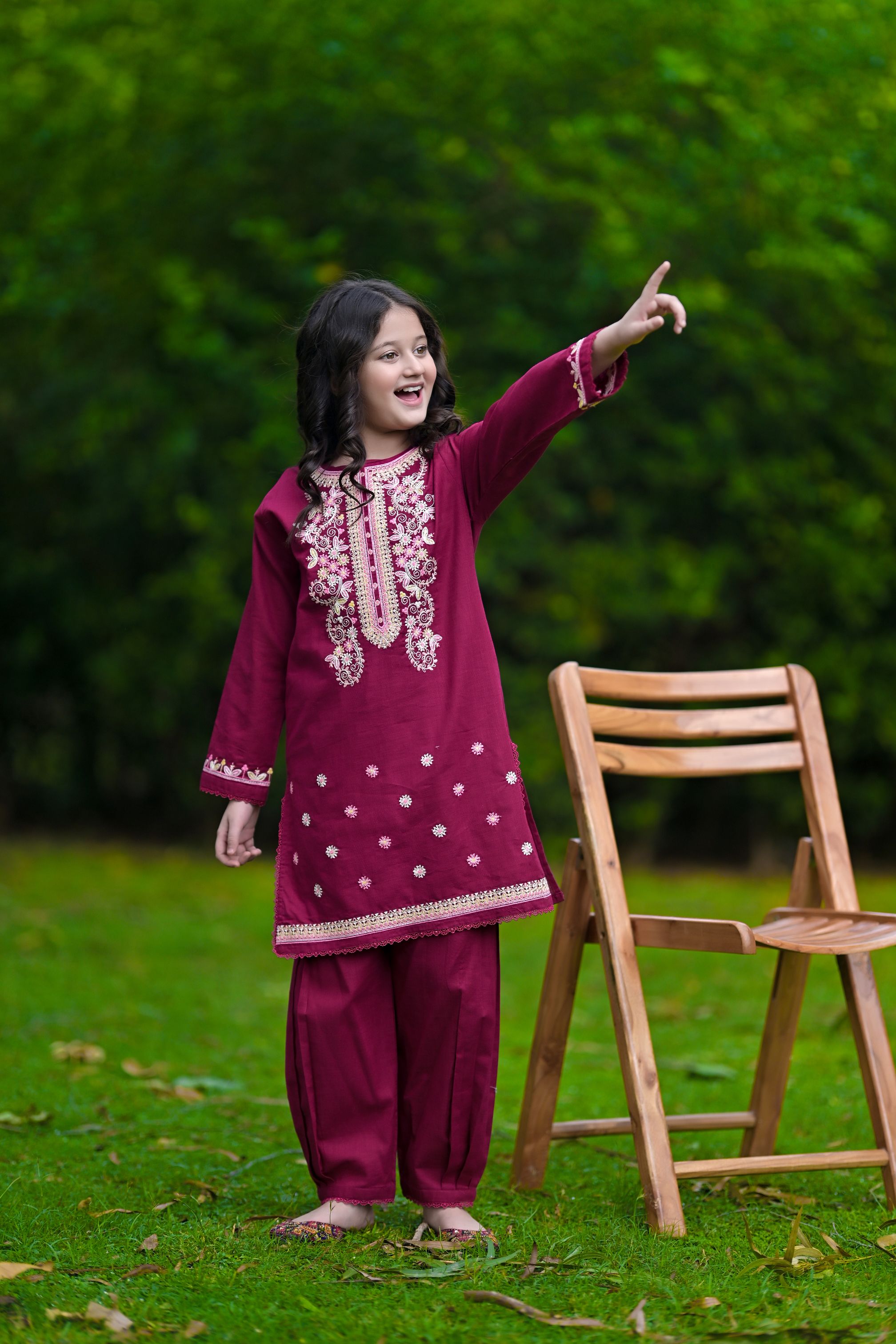 Nooré Luxe Embroidered Khaddar 02 Piece – Maroon (RTW)
