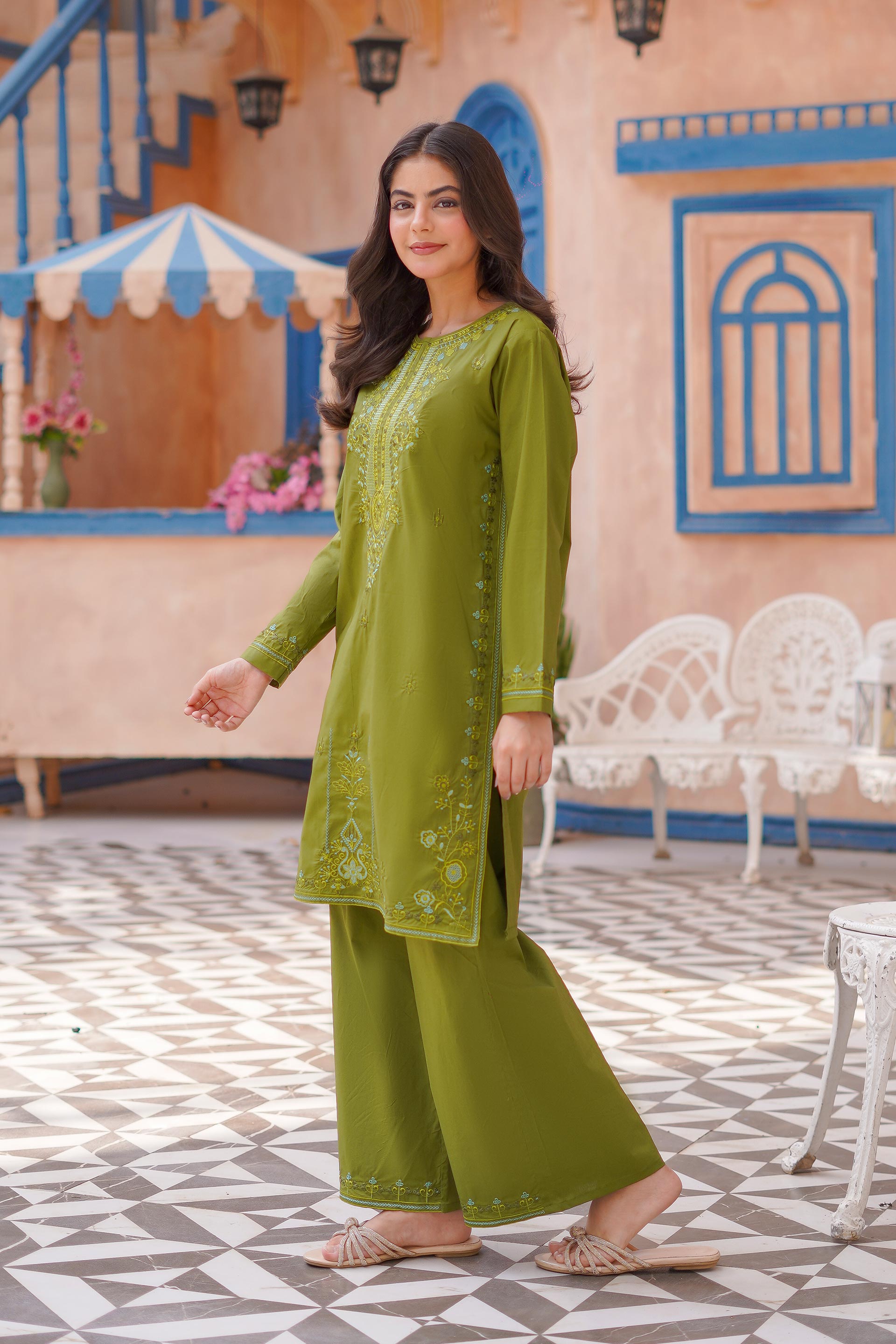 Emerald Grace – Imported Lawn Embroidered 2Pc (RTW)