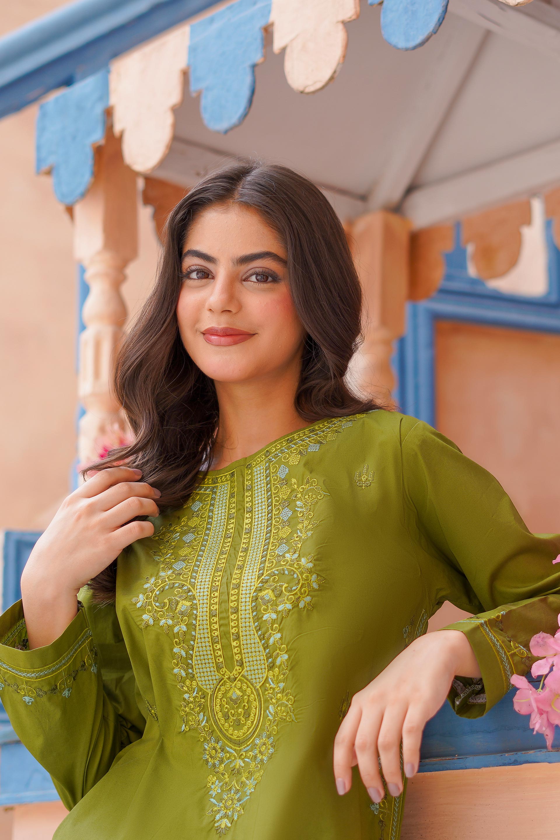 Emerald Grace – Imported Lawn Embroidered 2Pc (RTW)