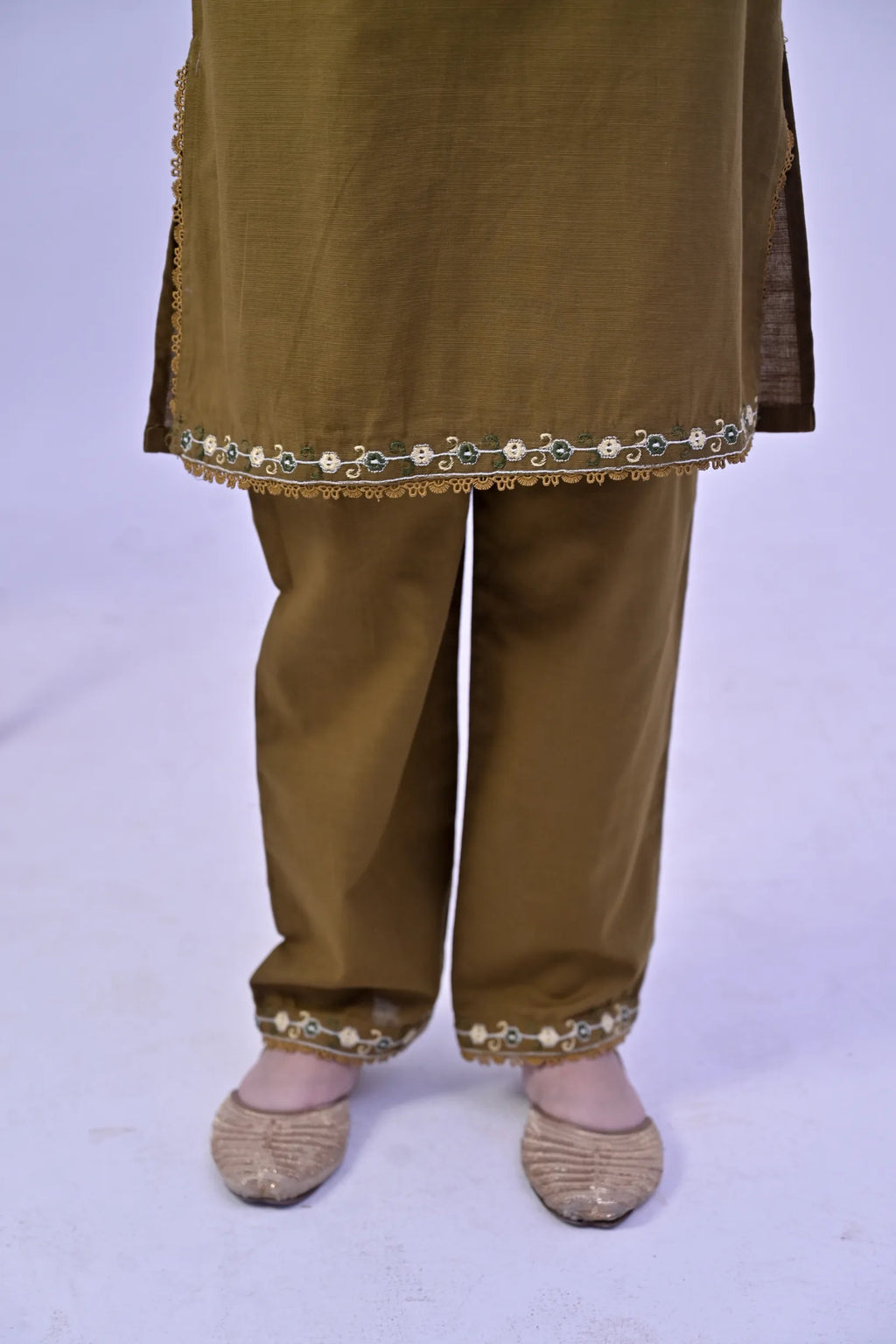 Ethnic Aura Embroidered  Khaddar 02 Piece – Brown (RTW)