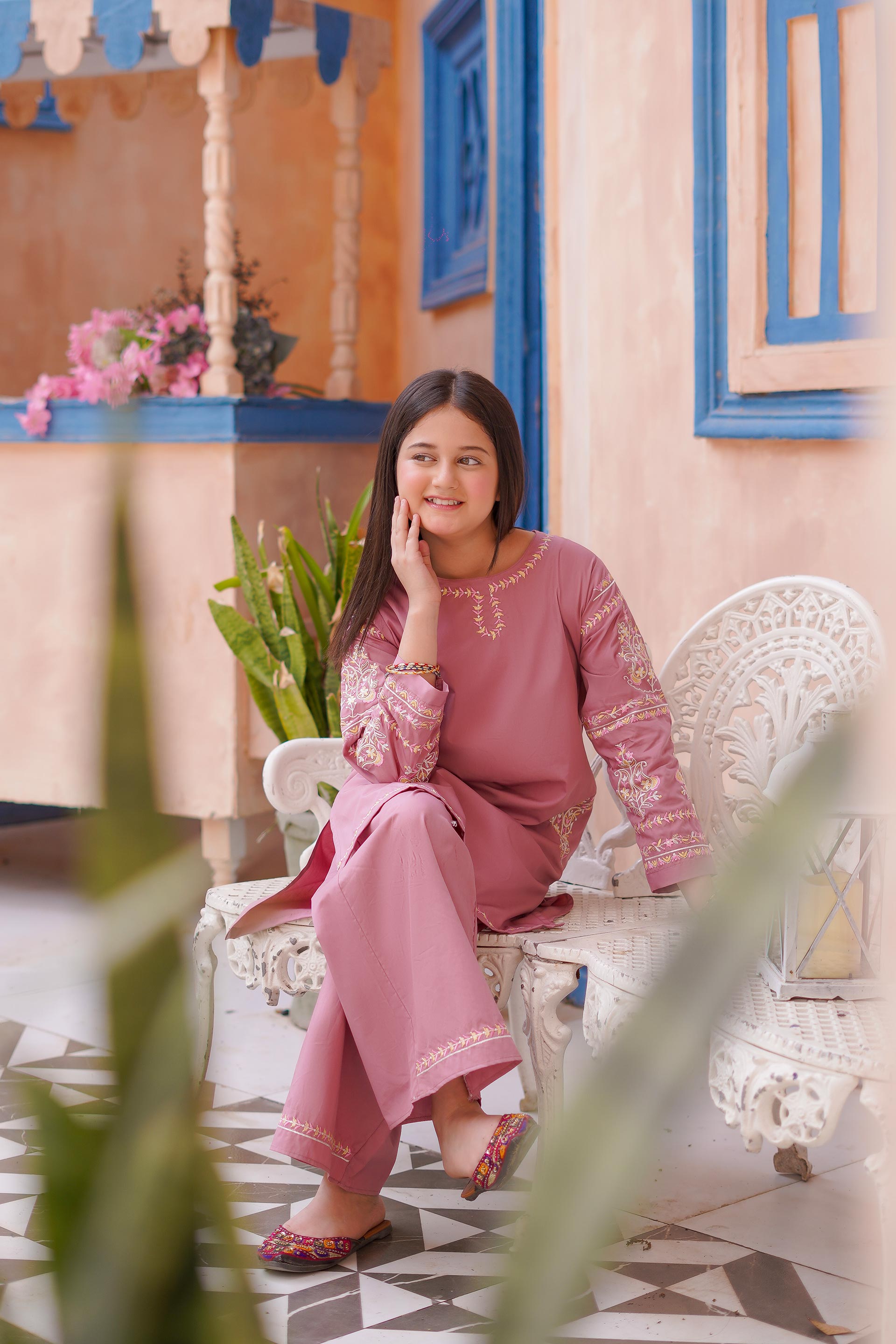 Rosé Charm Imported Lawn Embroidery 2Pc – Pink (RTW)