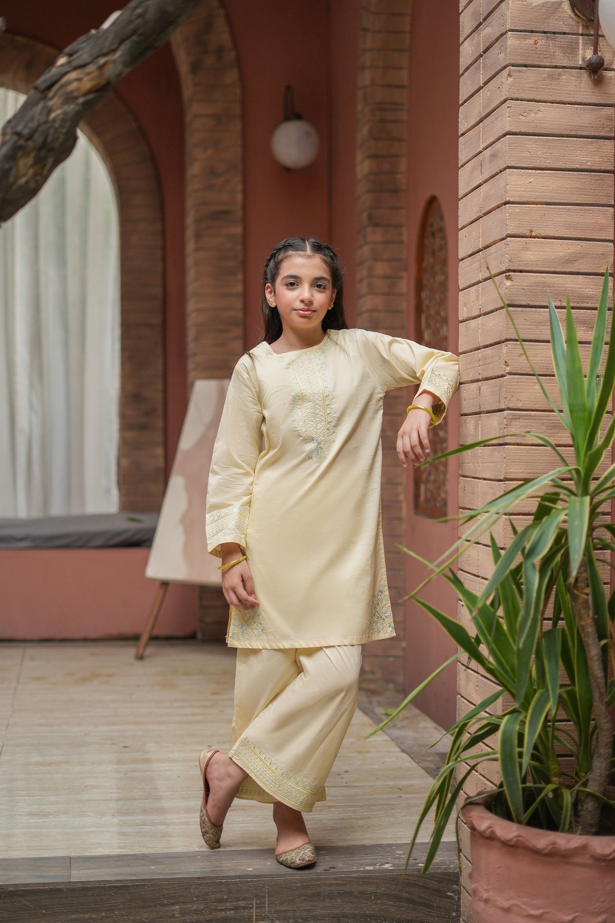 Ivoria Premium Cotton Embroidered 2Pc – Pearl Cream (RTW)